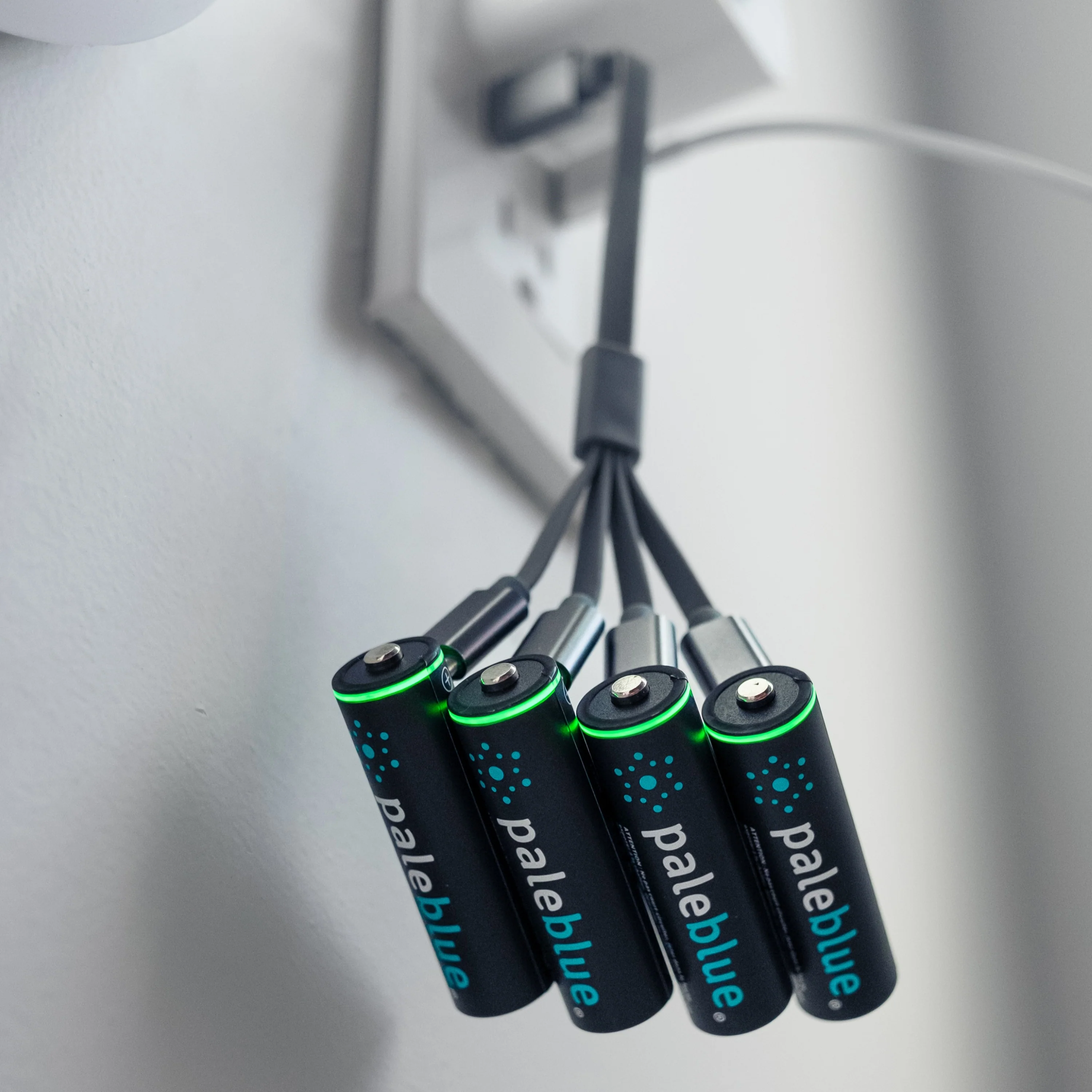 AA USB-C Li-ion Rechargeable Batteries - Image 11