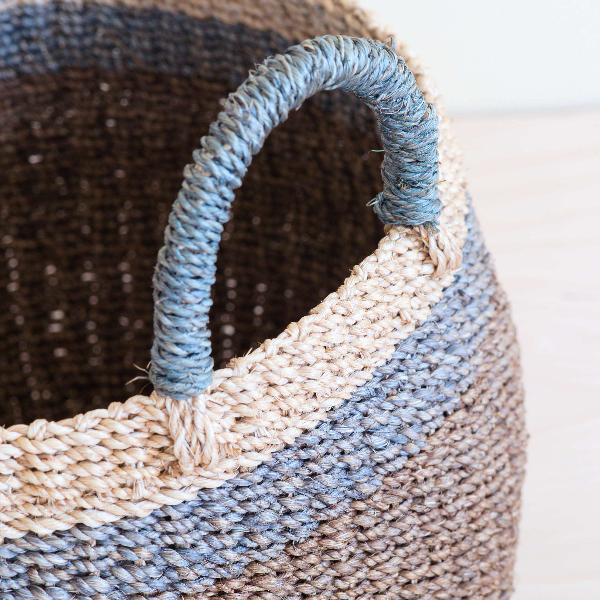 Abaca Bulge Basket - Image 3