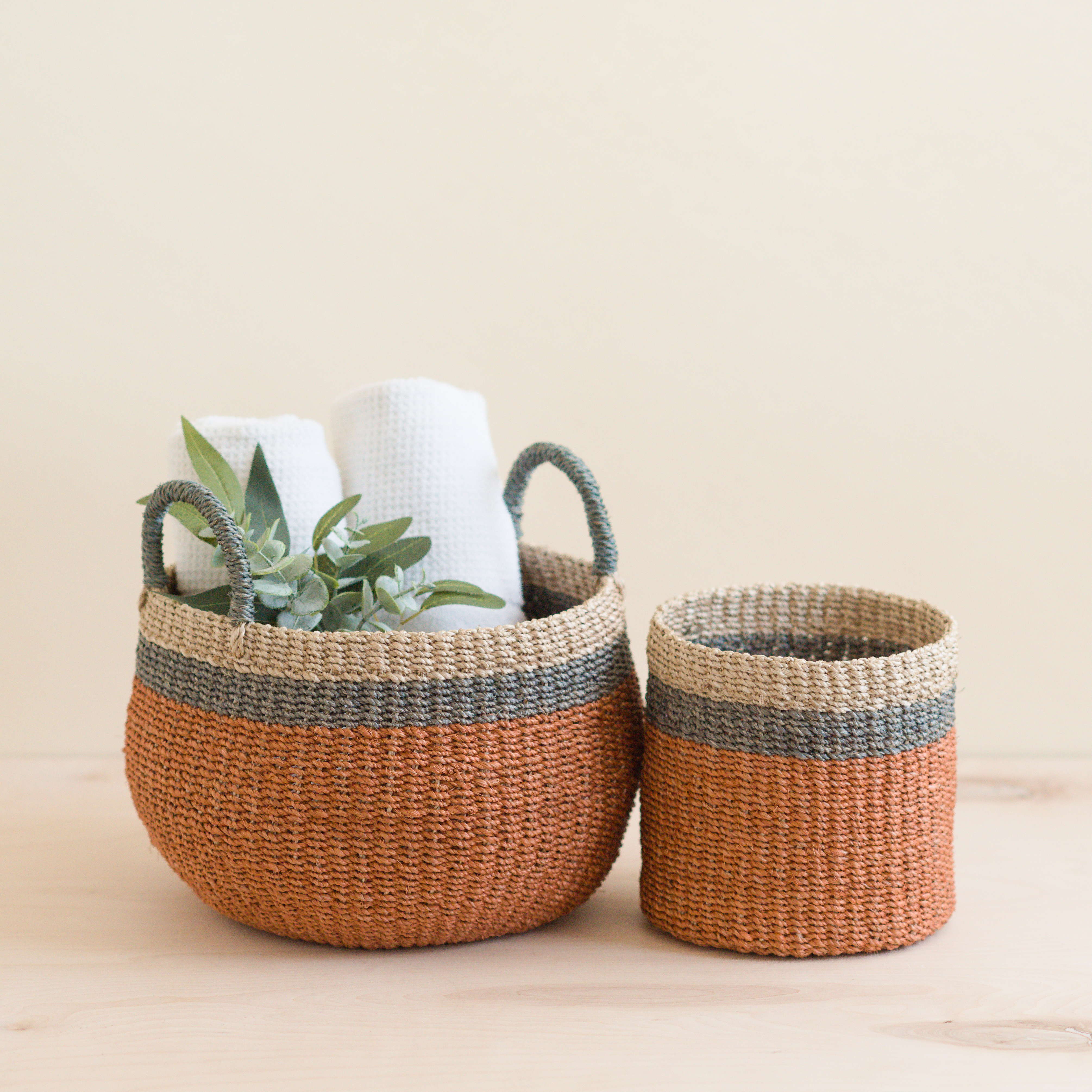 Abaca Bulge Basket - Image 5