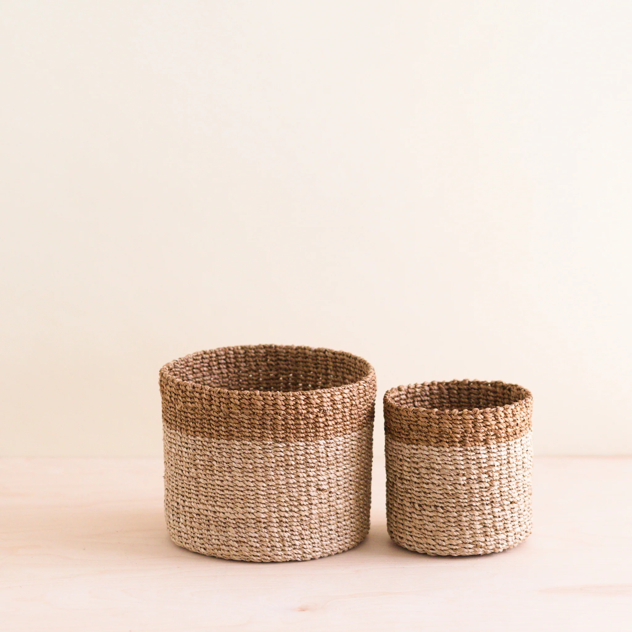 Abaca Cylinder Tabletop Basket, nested set of 2 - Image 2