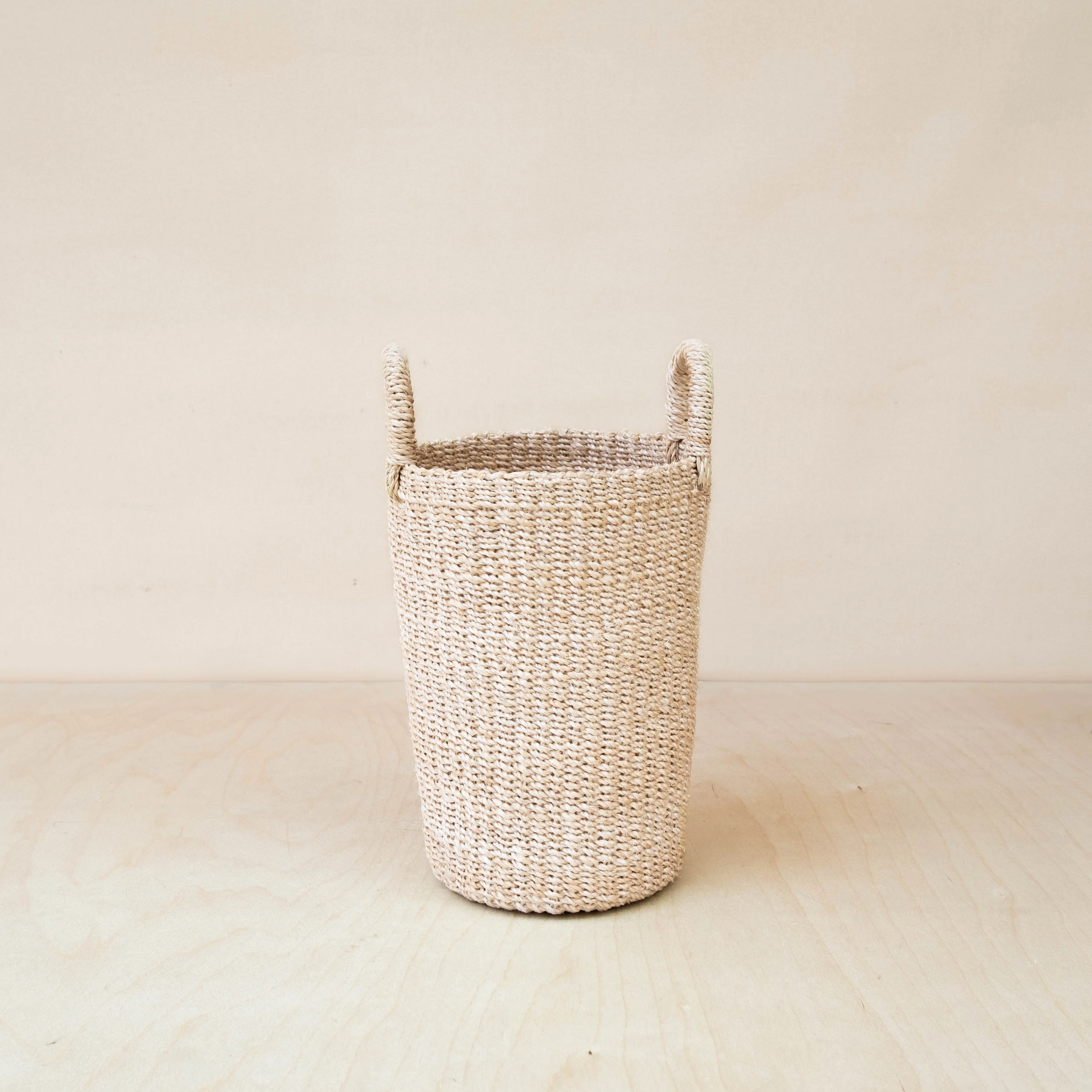 Abaca Cylinder Vase - Image 6