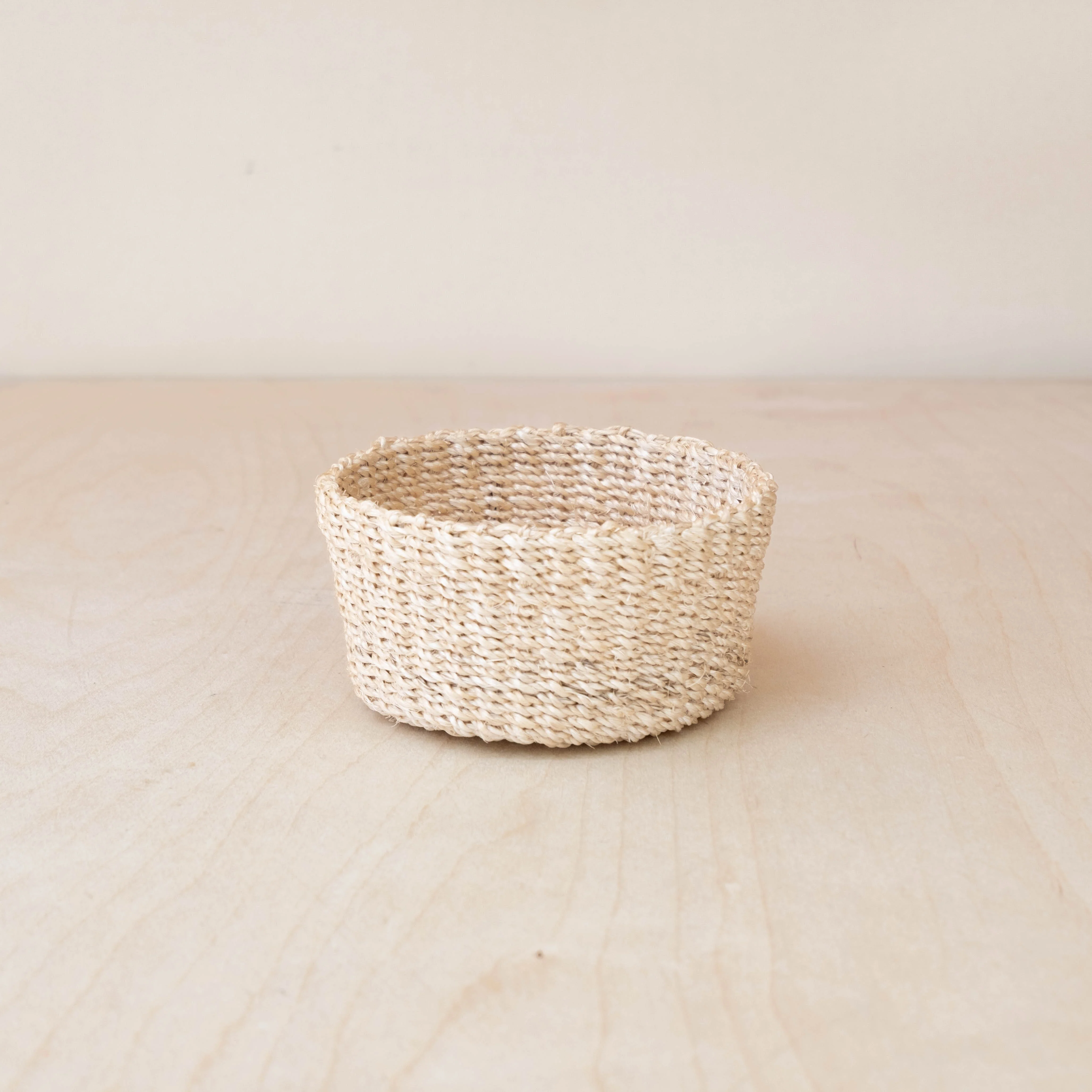 Abaca Mini Trinket Basket - Image 4