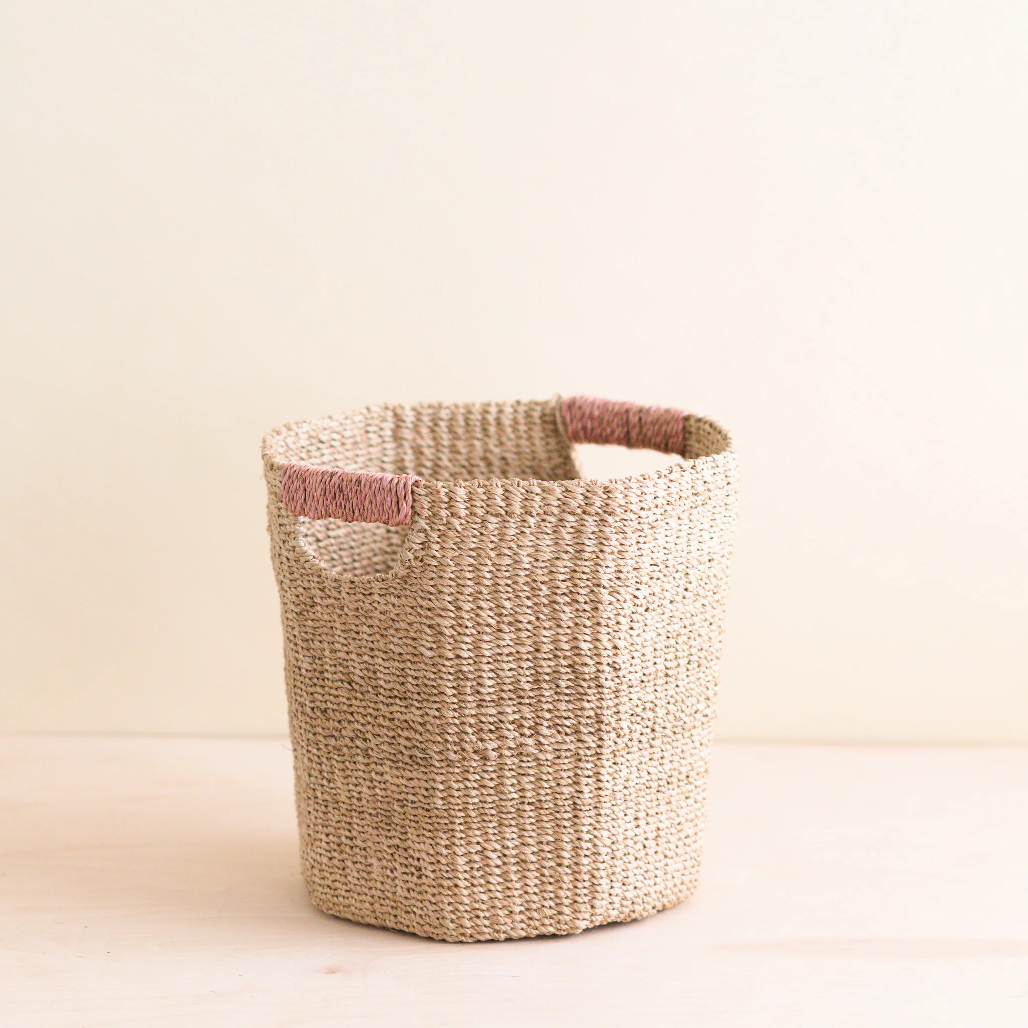 Abaca Octagon Basket - Image 4