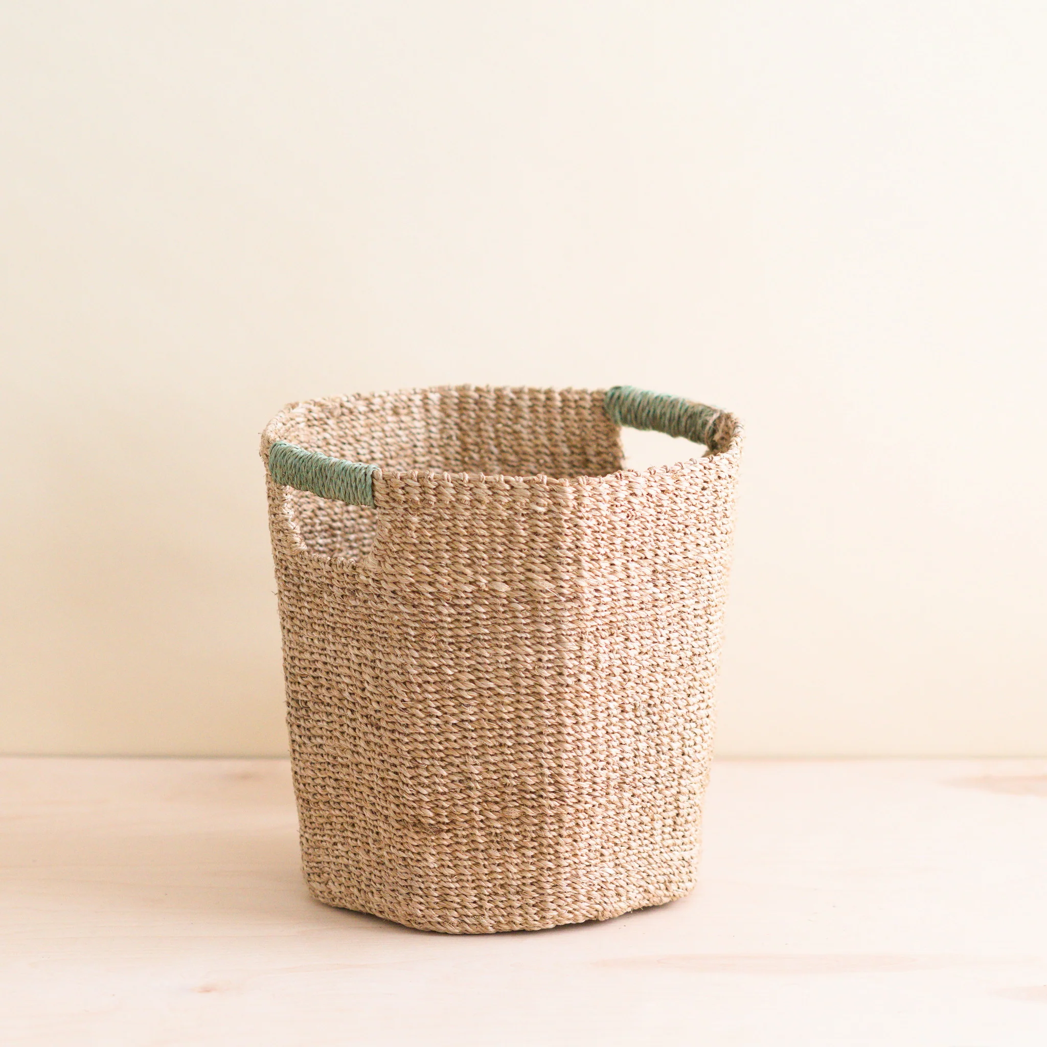 Abaca Octagon Basket - Image 4