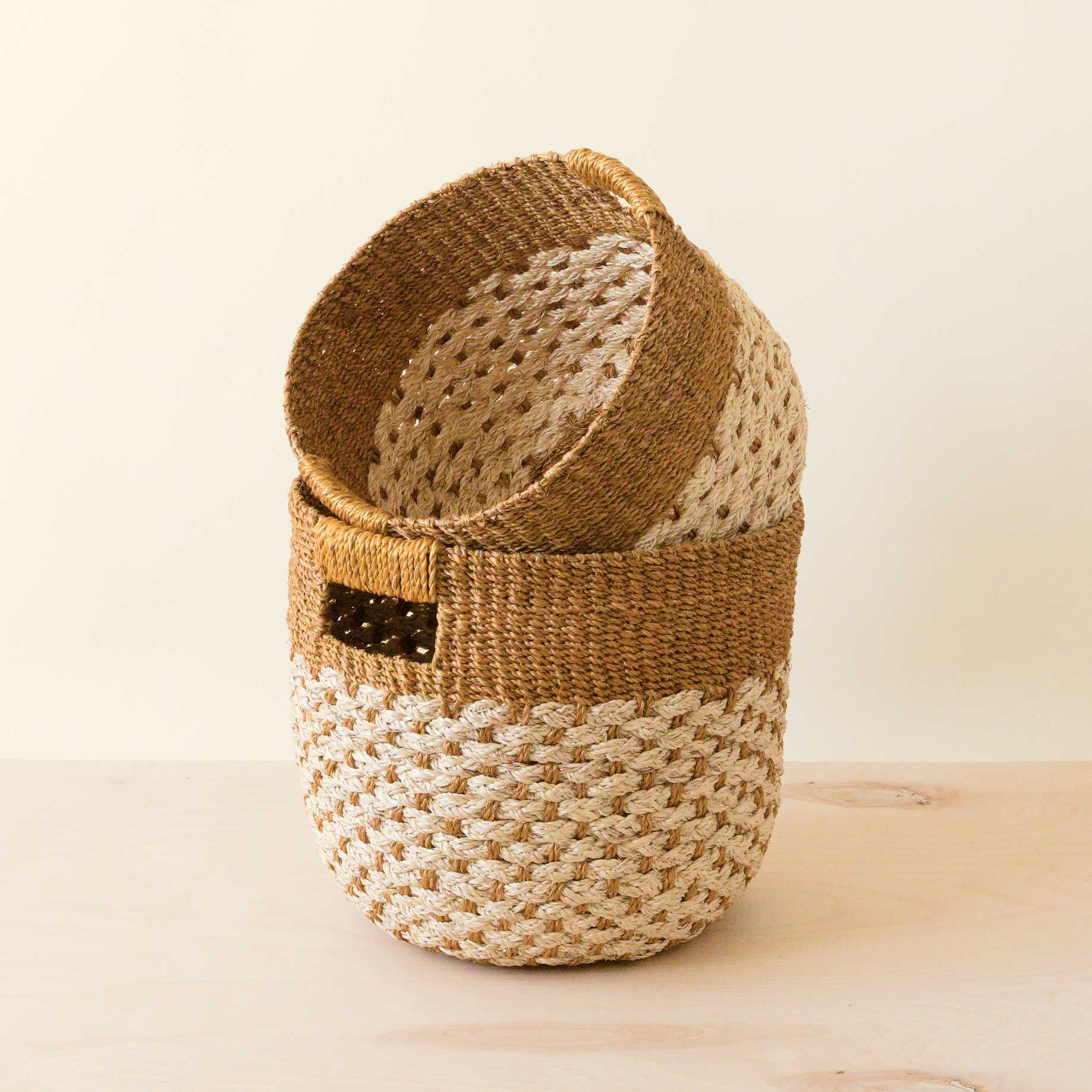 Abaca Round Bottom Basket, nested set of 2 - Image 3