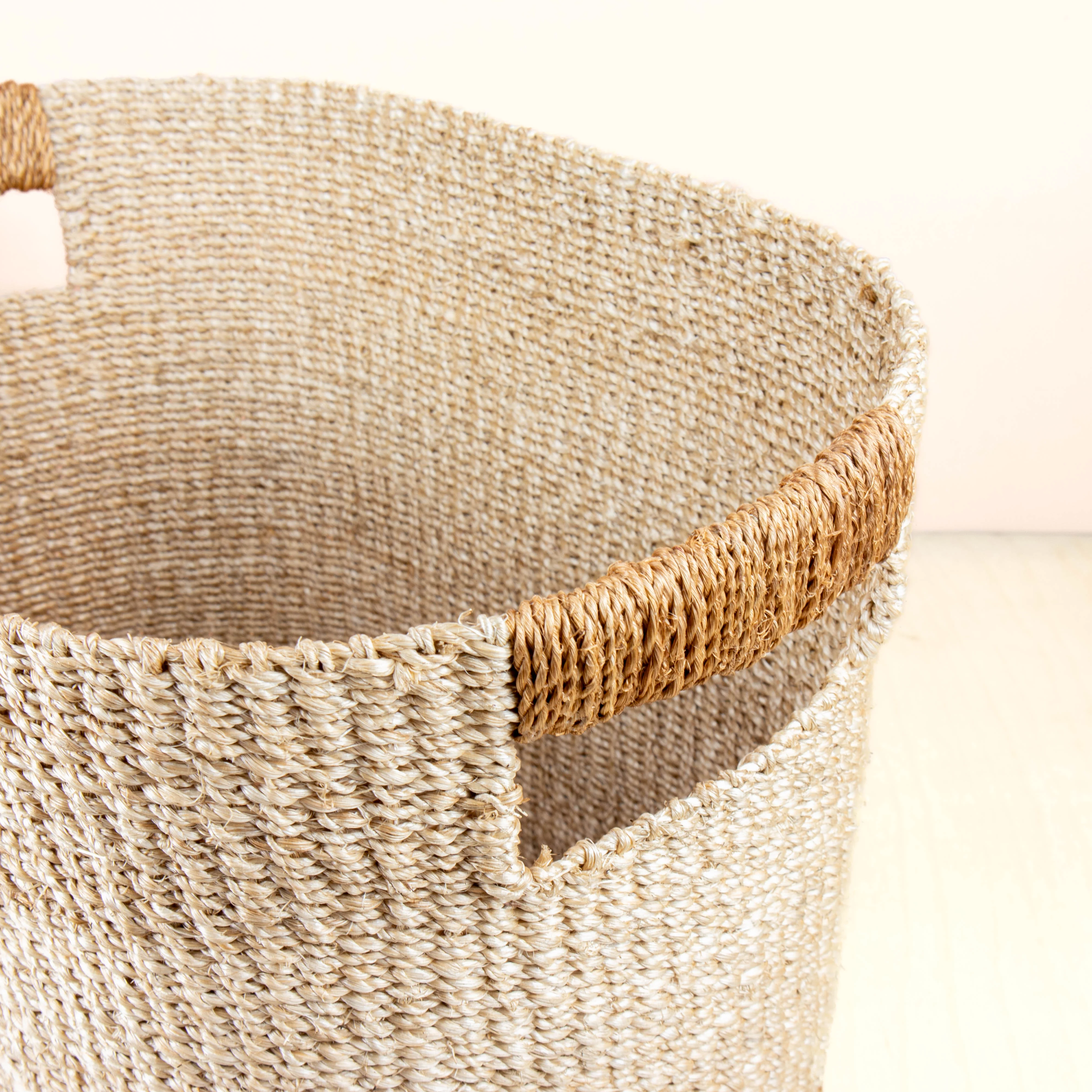 Abaca Rounded Oval Basket, set of 2 - Image 3