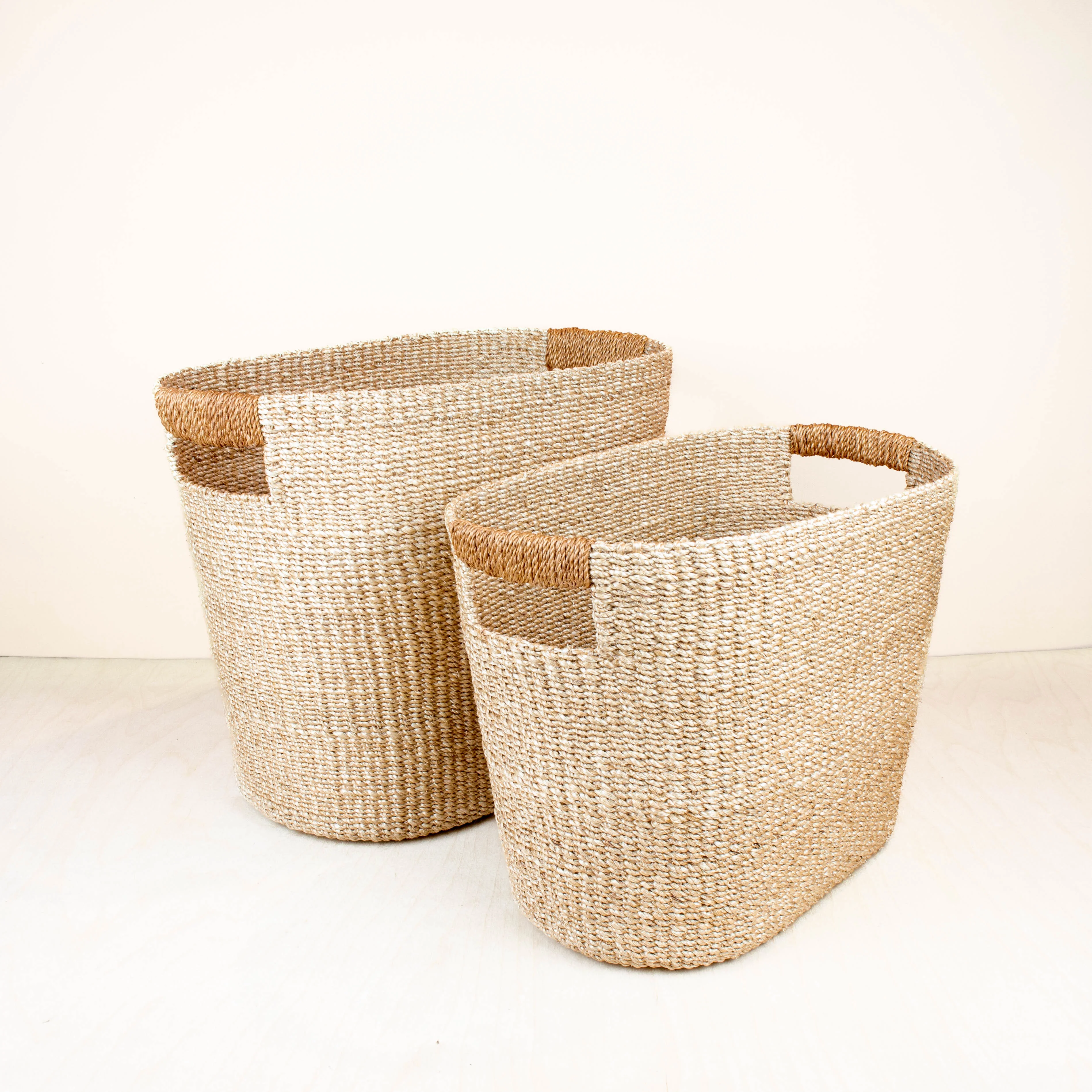 Abaca Rounded Oval Basket, set of 2 - Image 8