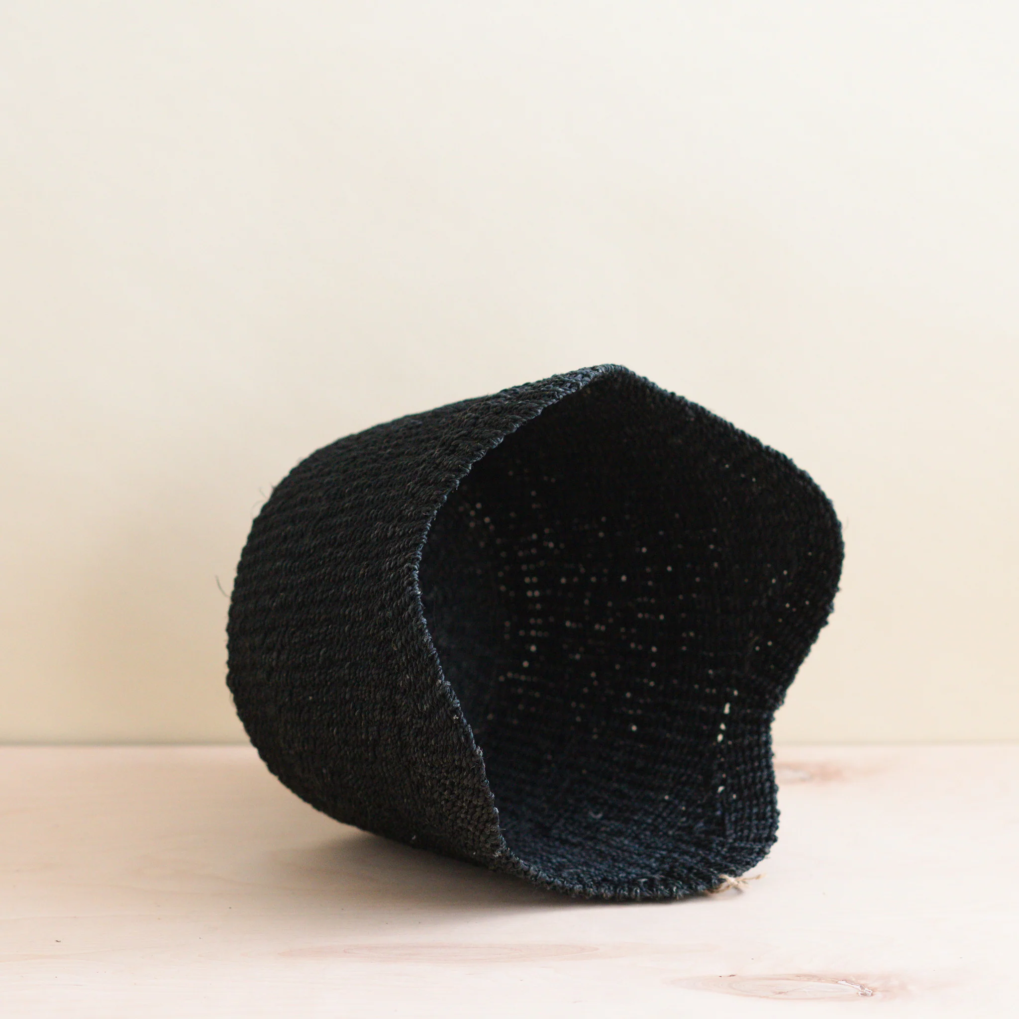 Abaca Scallop Basket - Image 2