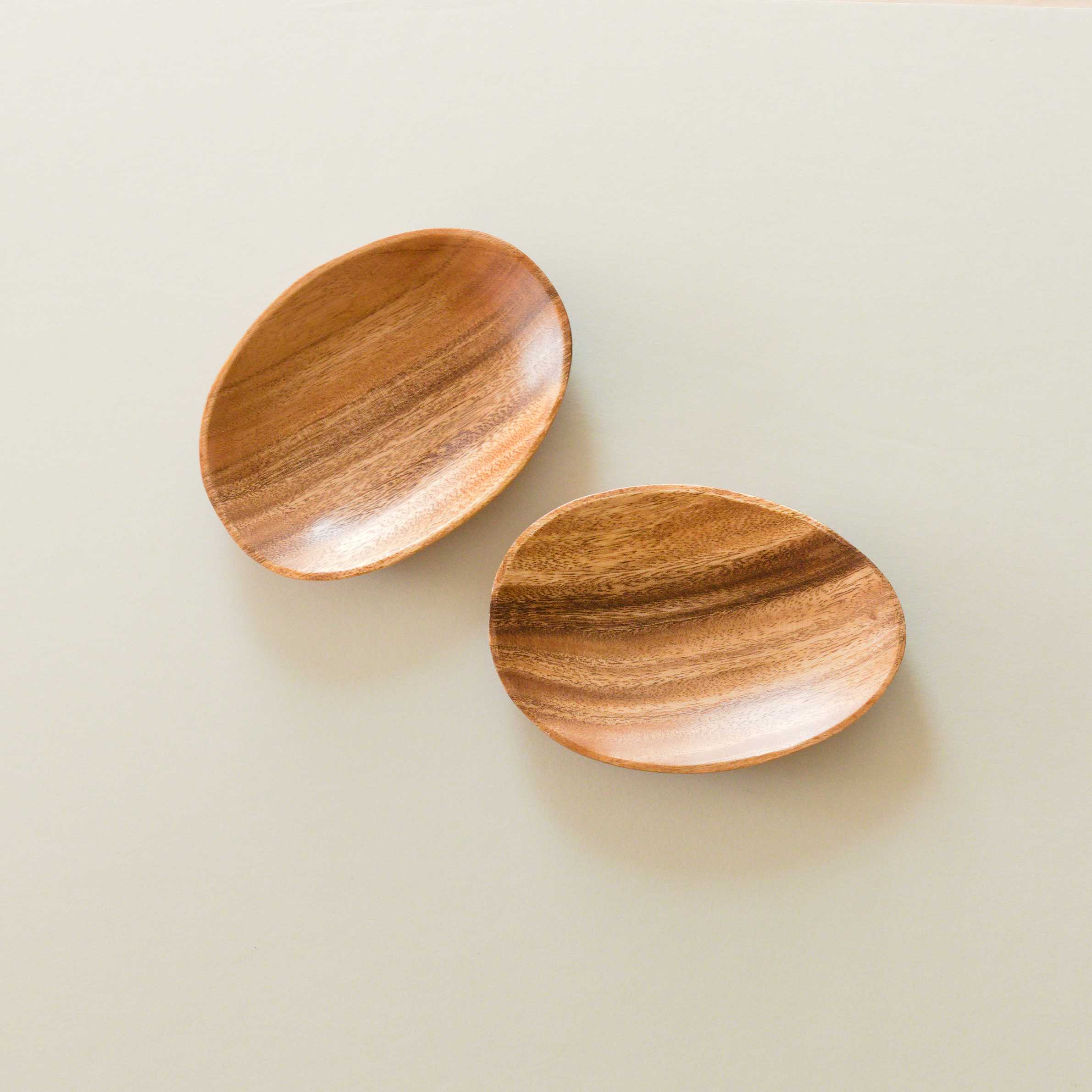 Acacia Oval Plates 7", set of 2 - Image 3