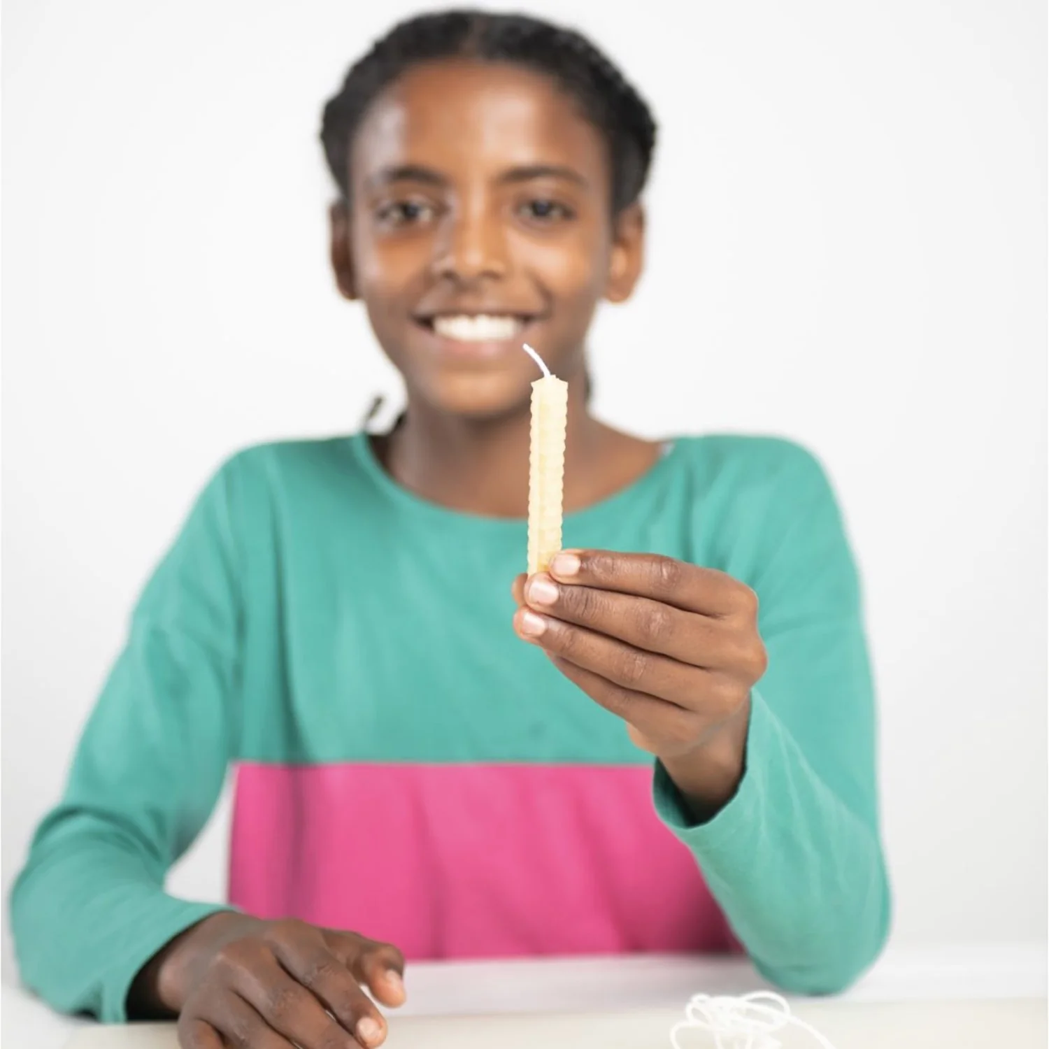 Beeswax Honeycomb Candle Kit - Image 5