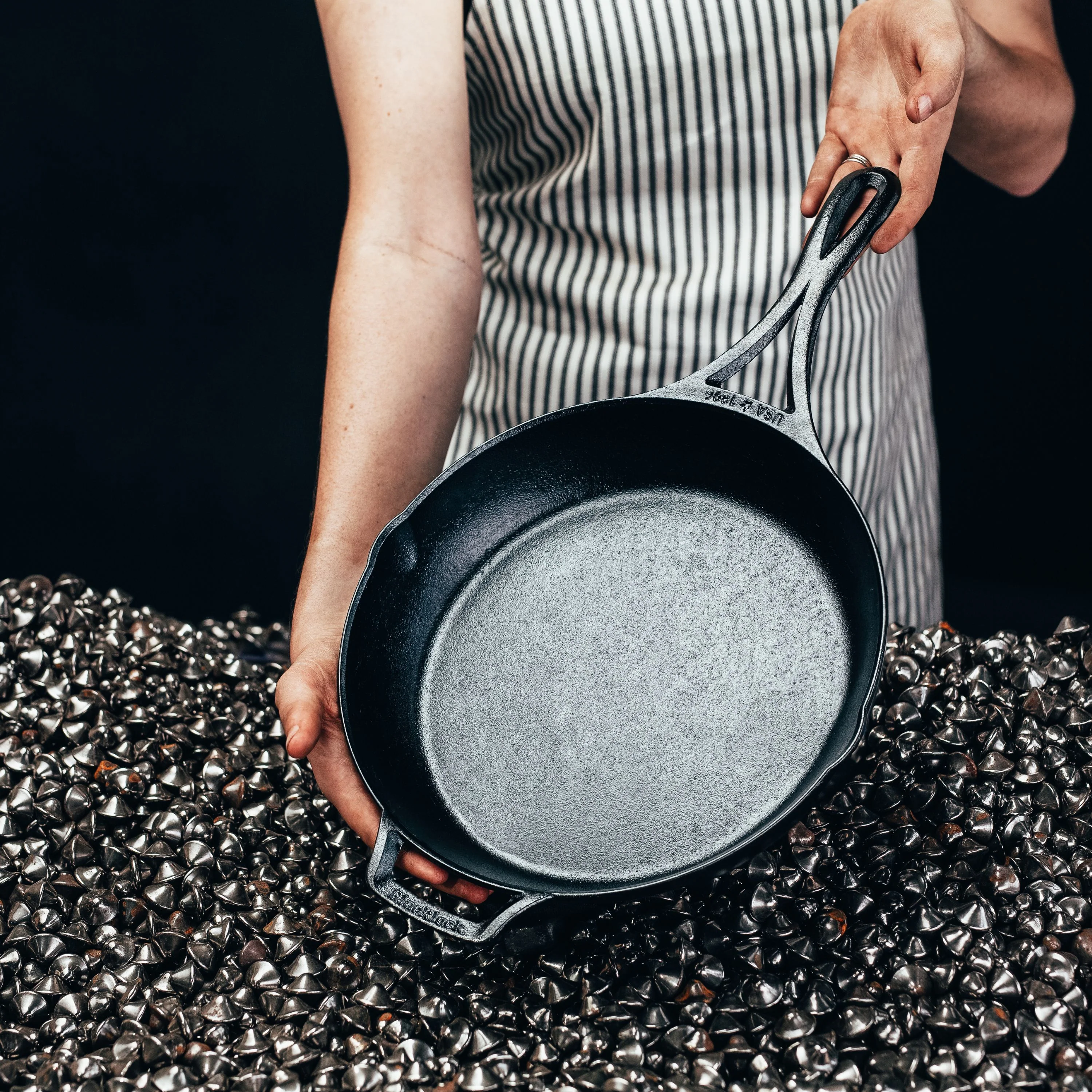 Blacklock Cast Iron Skillet - Triple Seasoned, Lightweight - Image 5