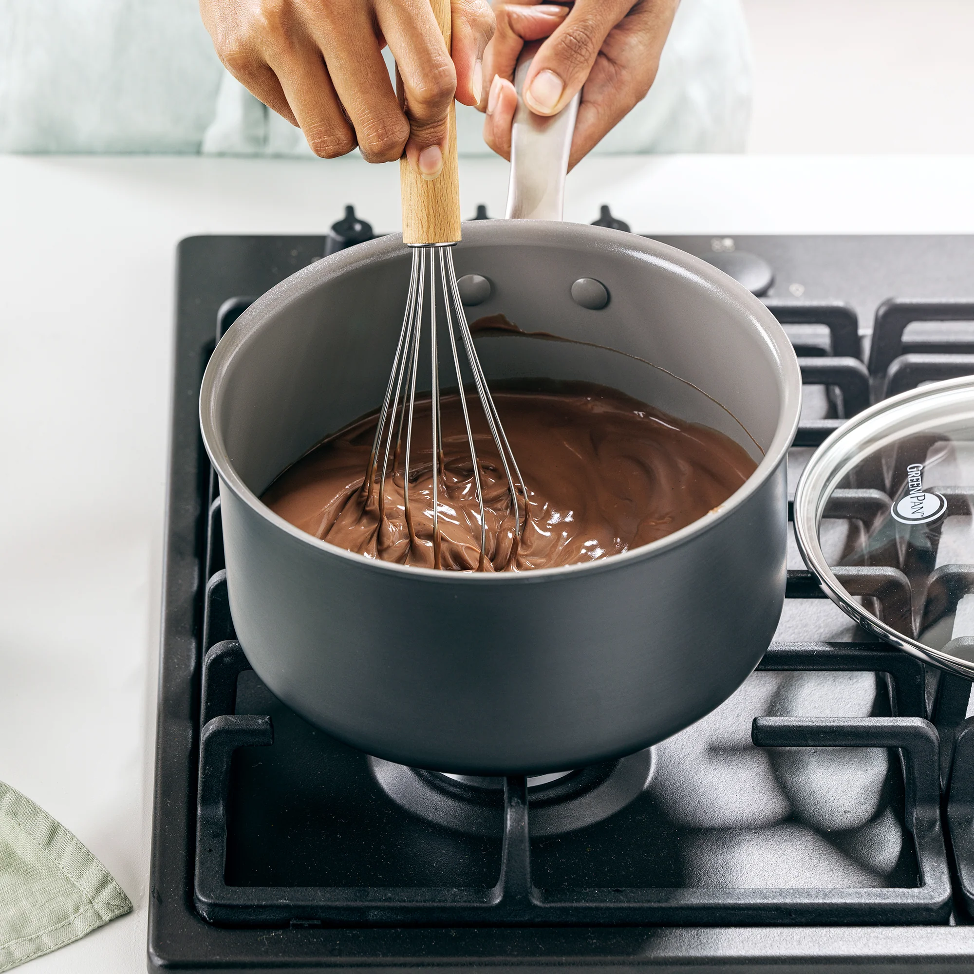 Chatham Nonstick, Ceramic Sauce Pan with Lid, 3 qt - Image 11