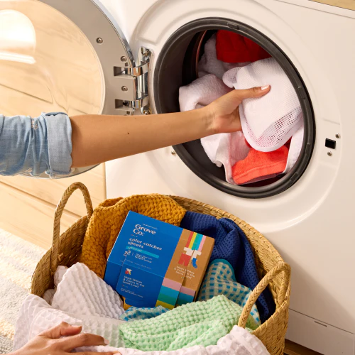 Color Catching Laundry Sheets - Image 4