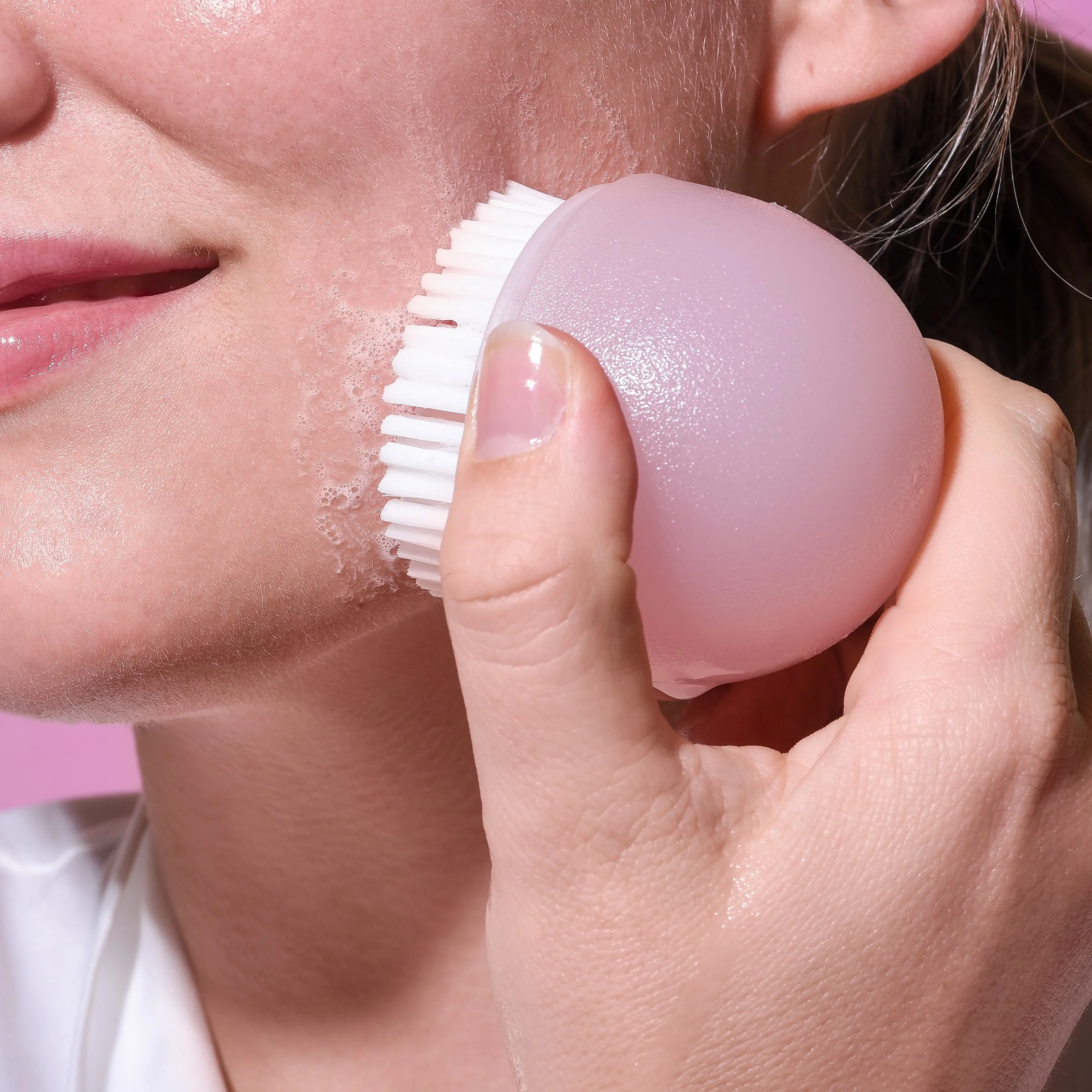Deep Cleansing Facial Brush - Image 7