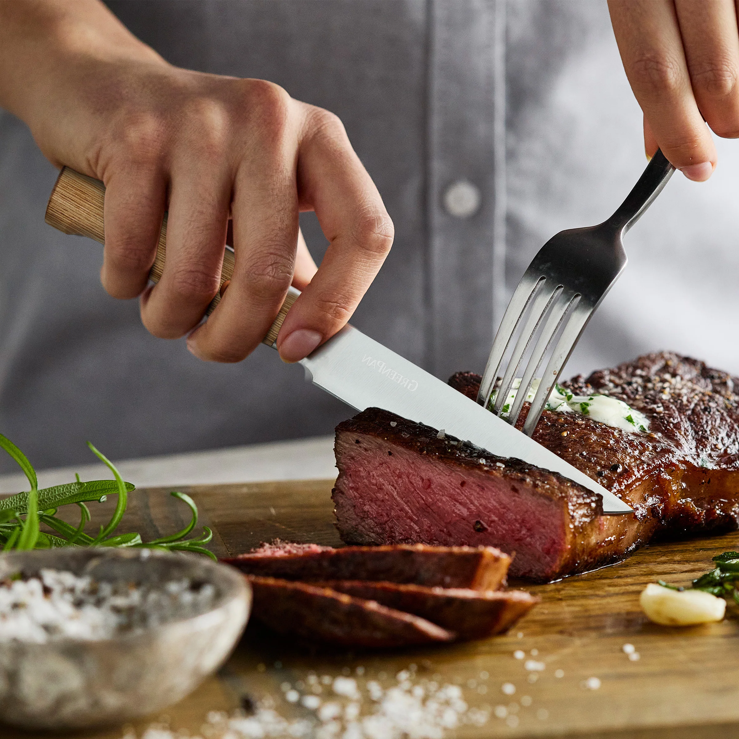 Elite Light Pakka Wood Steak Knife Boxed Set - Image 4