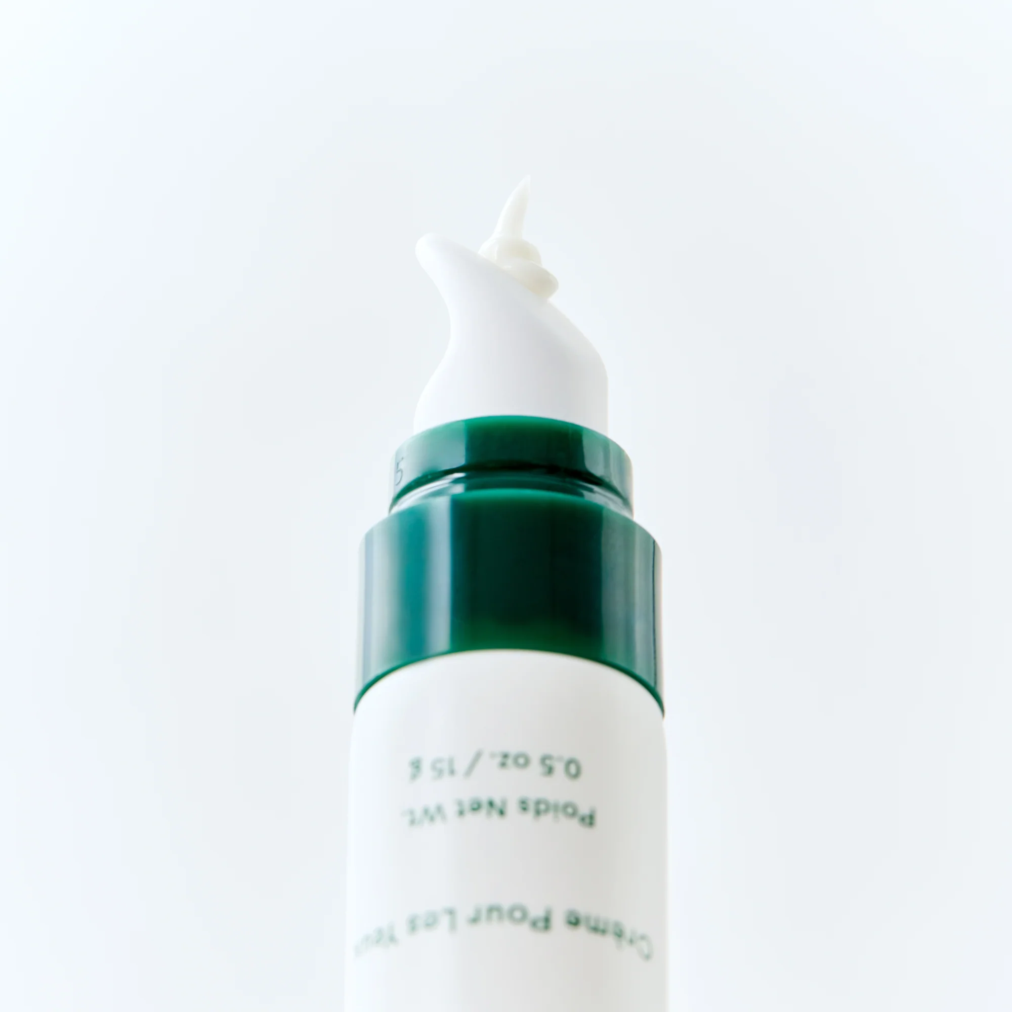 EyeHero™ Bio-Retinol Smoothing Eye Cream - Image 8