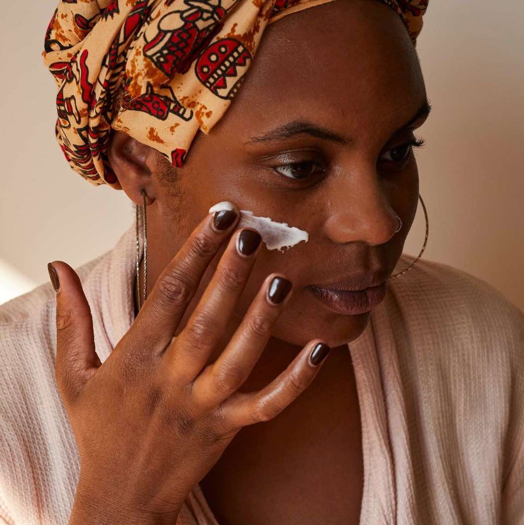 Face Moisturizer with Vitamin E + Aloe Vera - Image 6