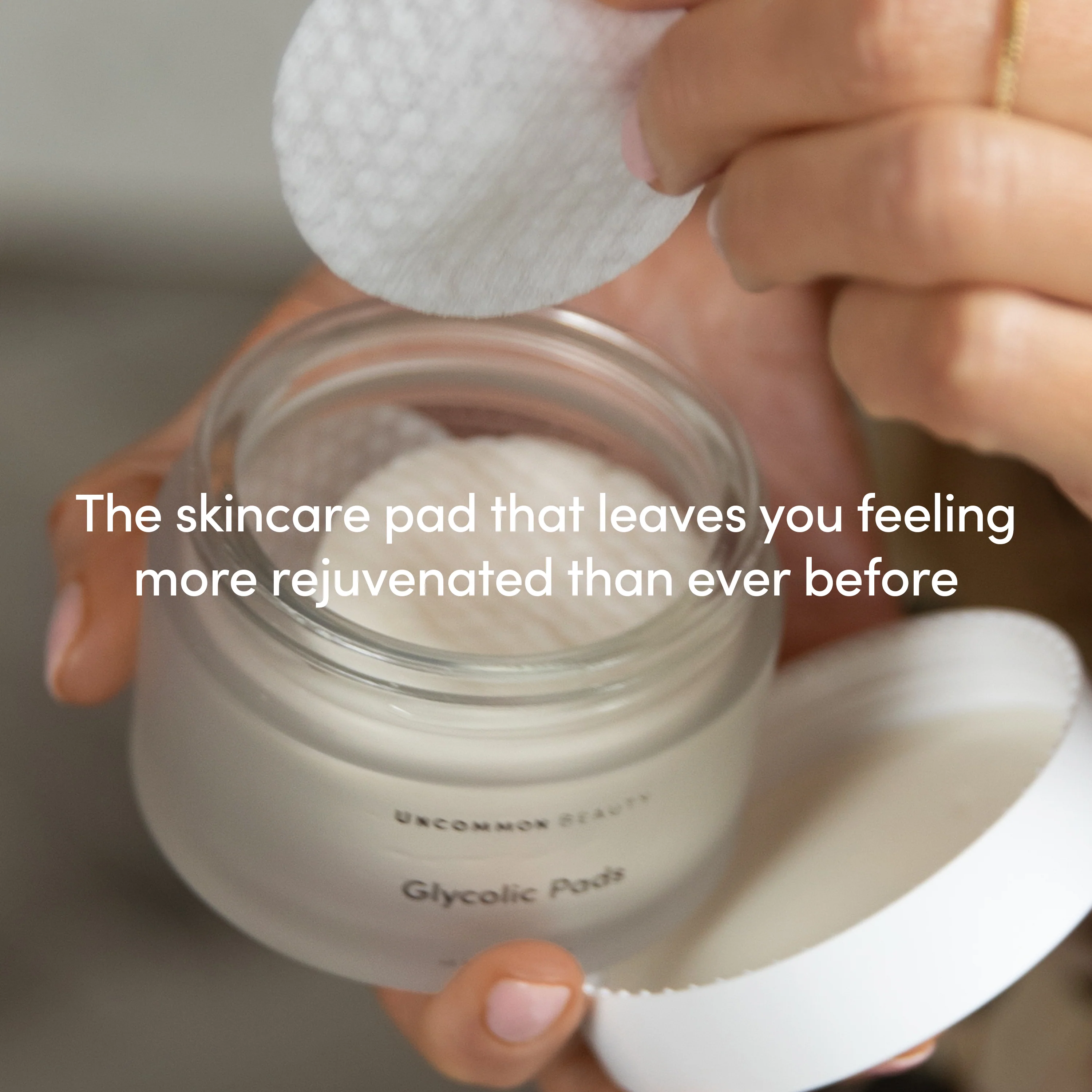 Glycolic Pads - Image 2