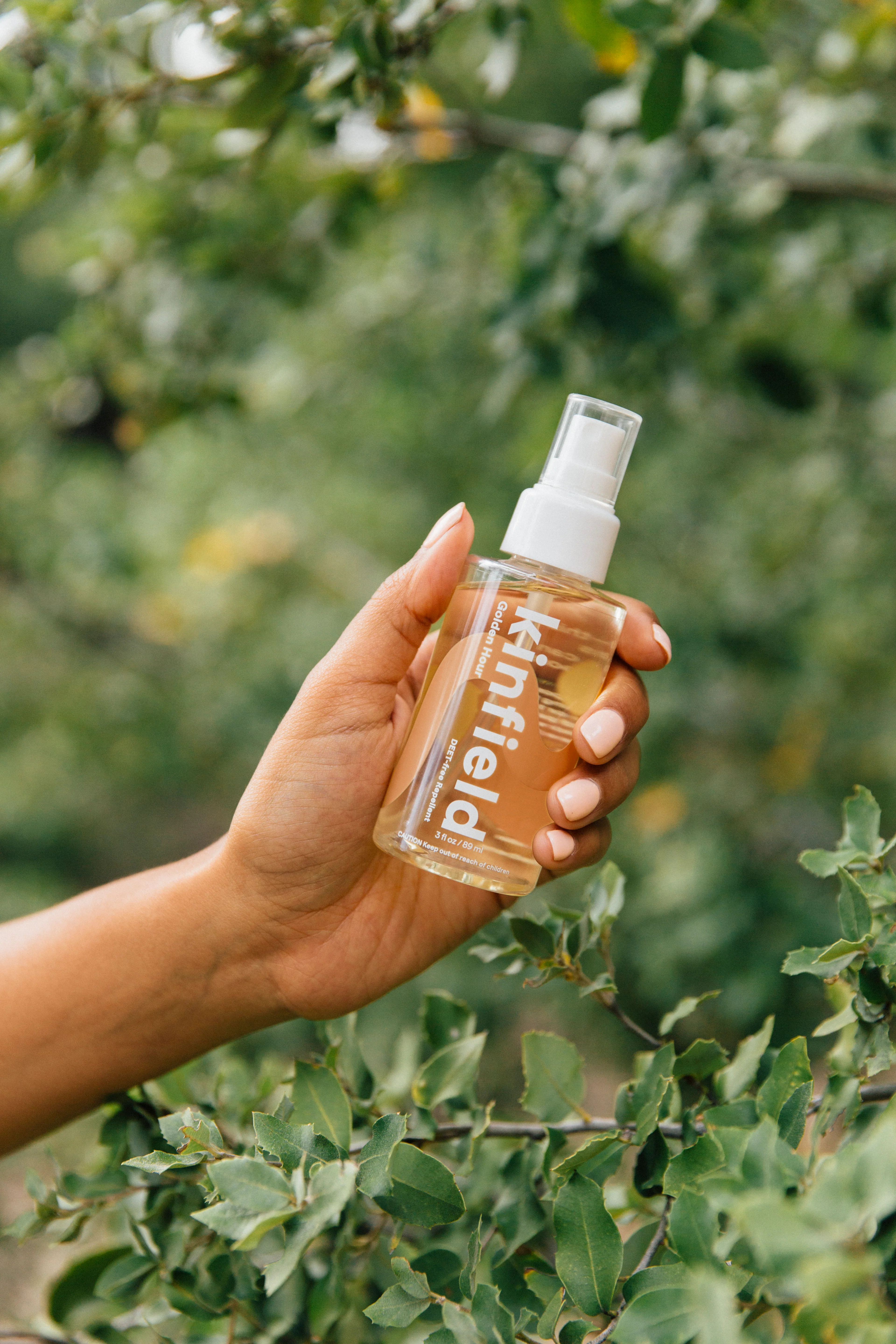 Golden Hour DEET-Free Mosquito Repellent - Image 3
