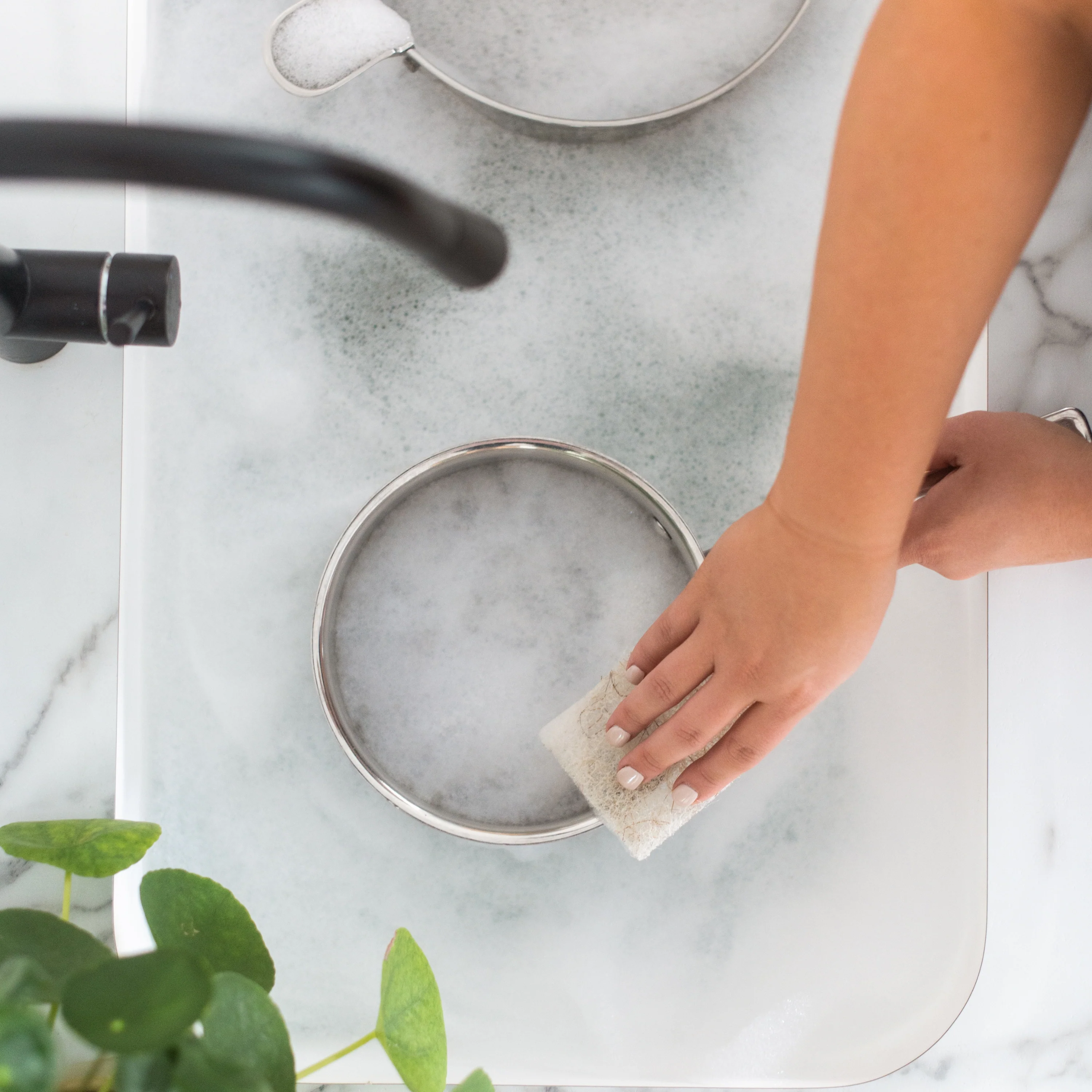 Heavy Duty Coconut Scrubber Sponge - Image 3