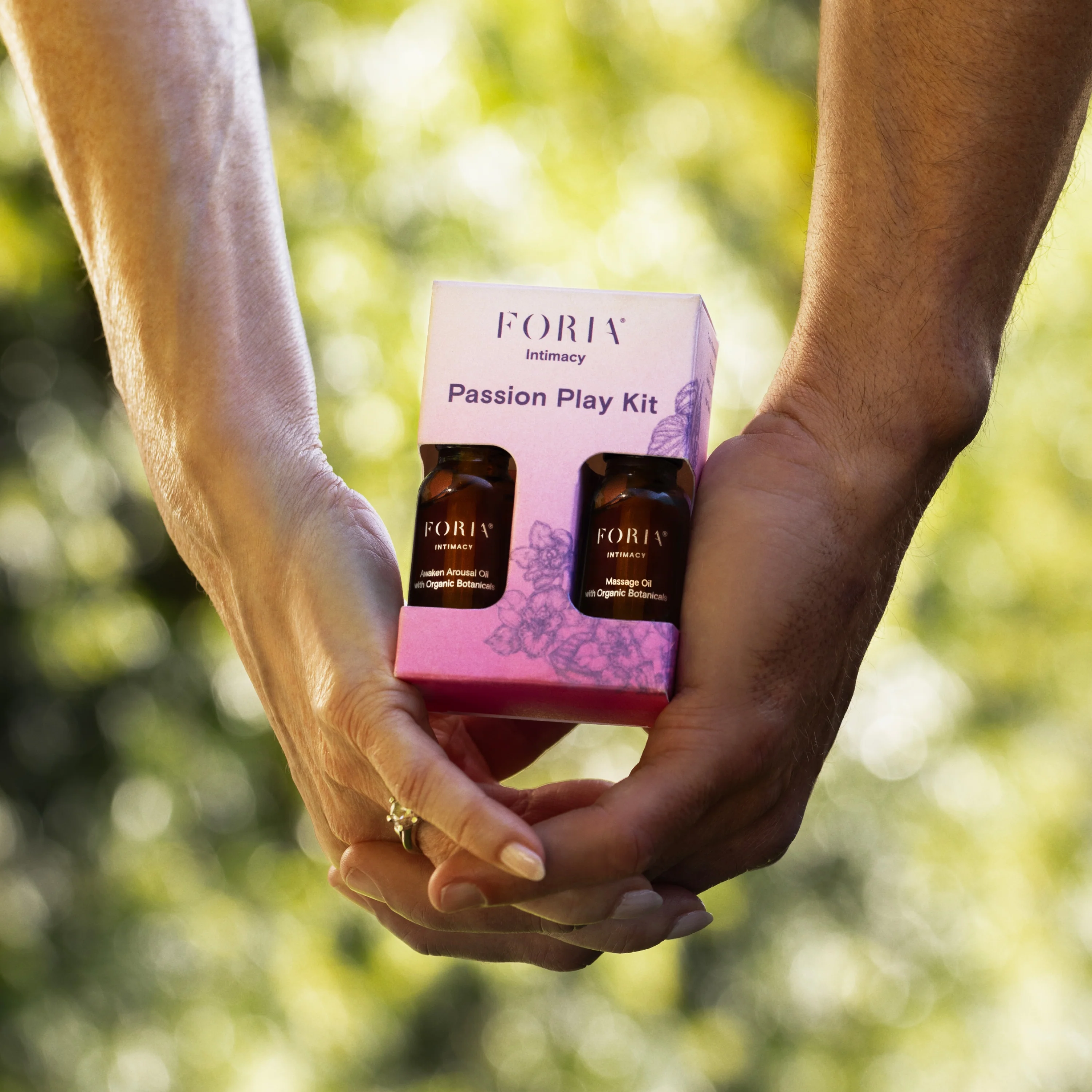 Intimacy Passion Play Kit with Organic Botanicals - Image 2