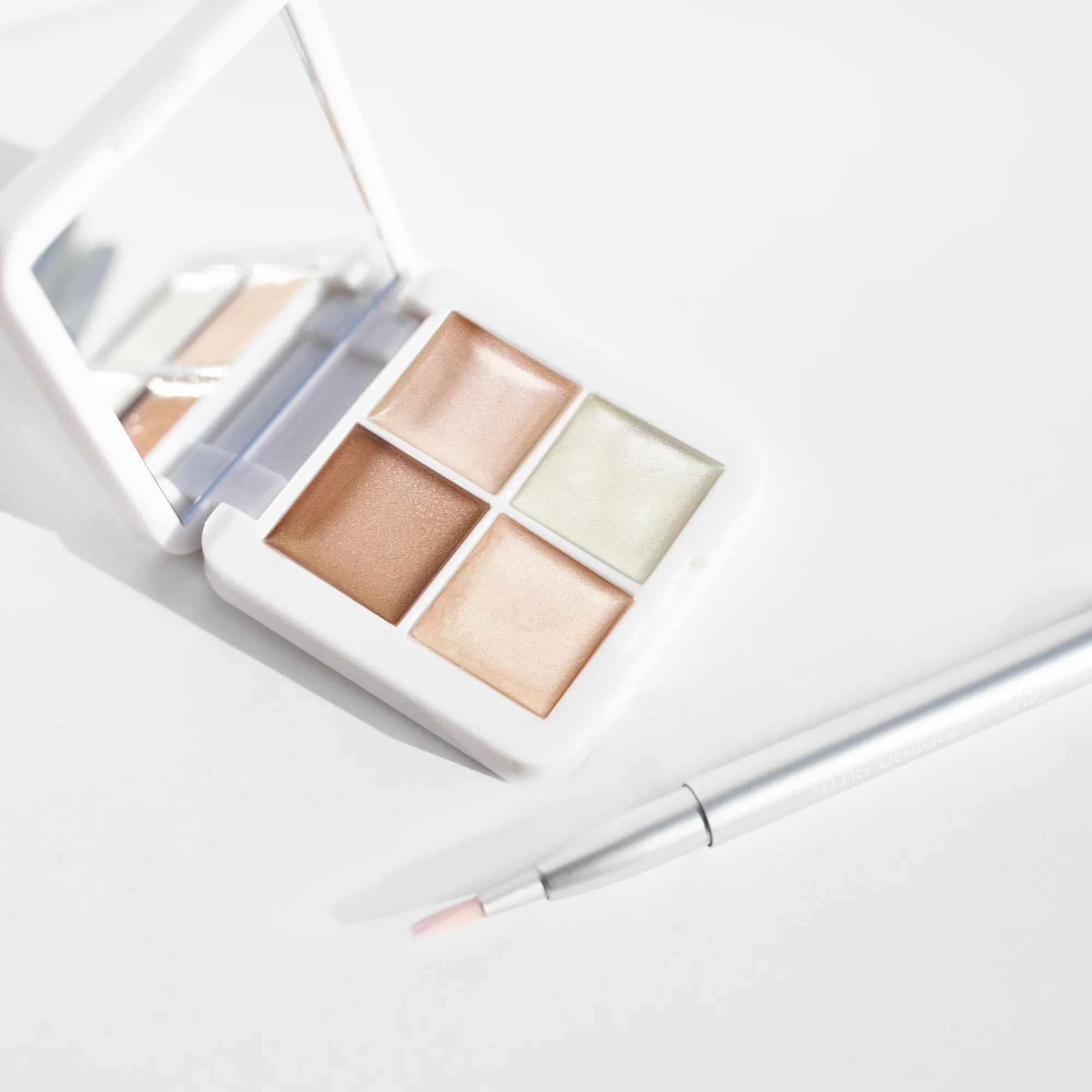 Living Luminizer Glow Quad Mini - Image 5