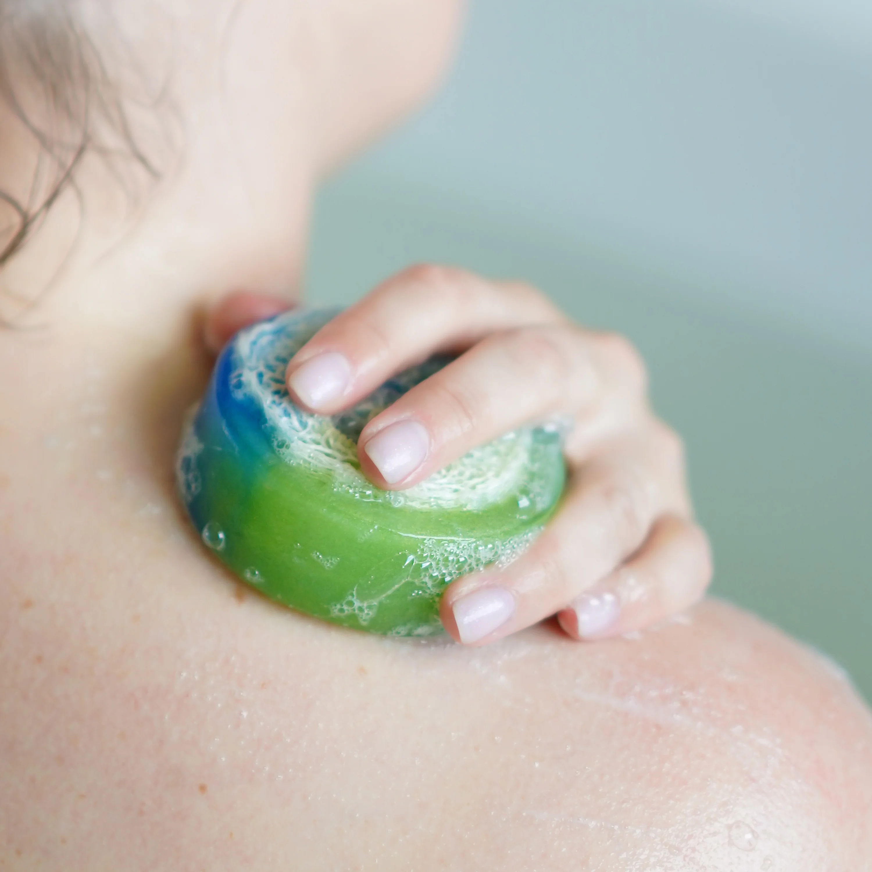 Green Juice Froth Exfoliating Loofah Bar Soap - Image 3