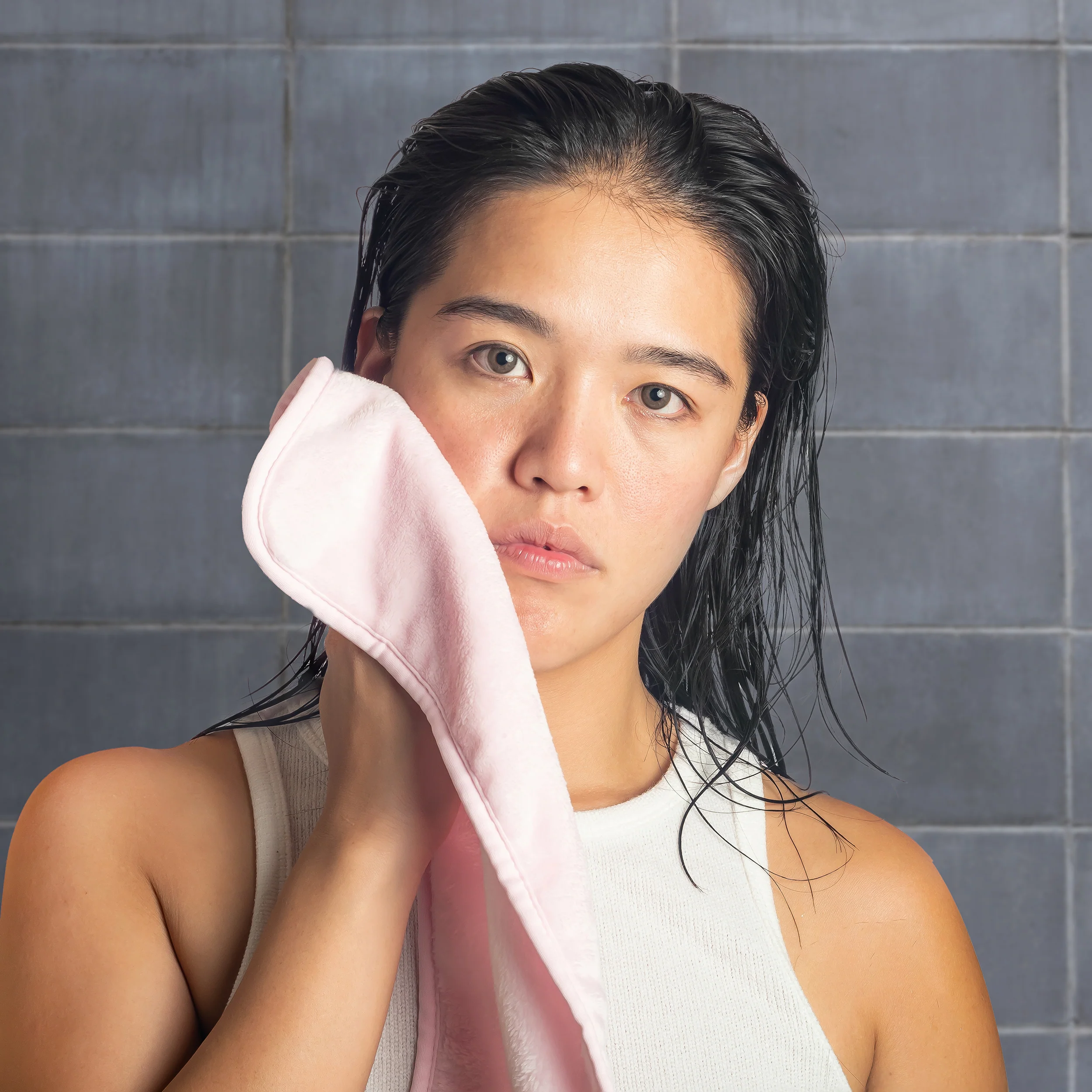 Makeup Remover Towel - Image 16