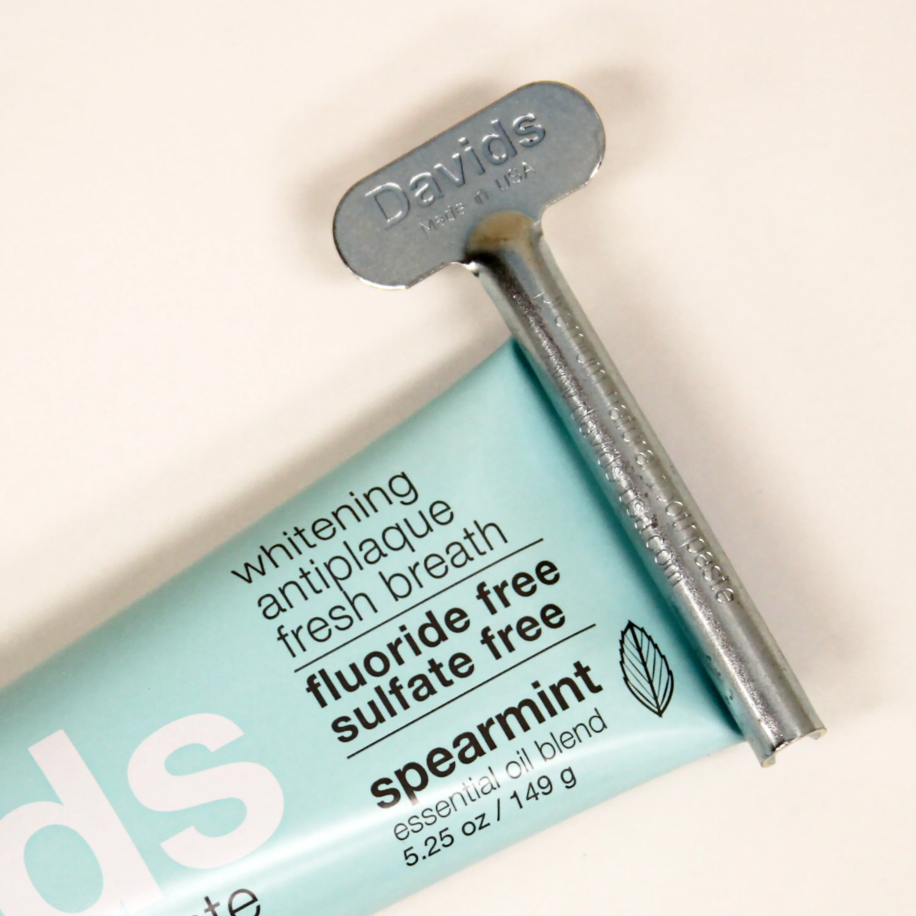 Whitening + Antiplaque Toothpaste - Image 4