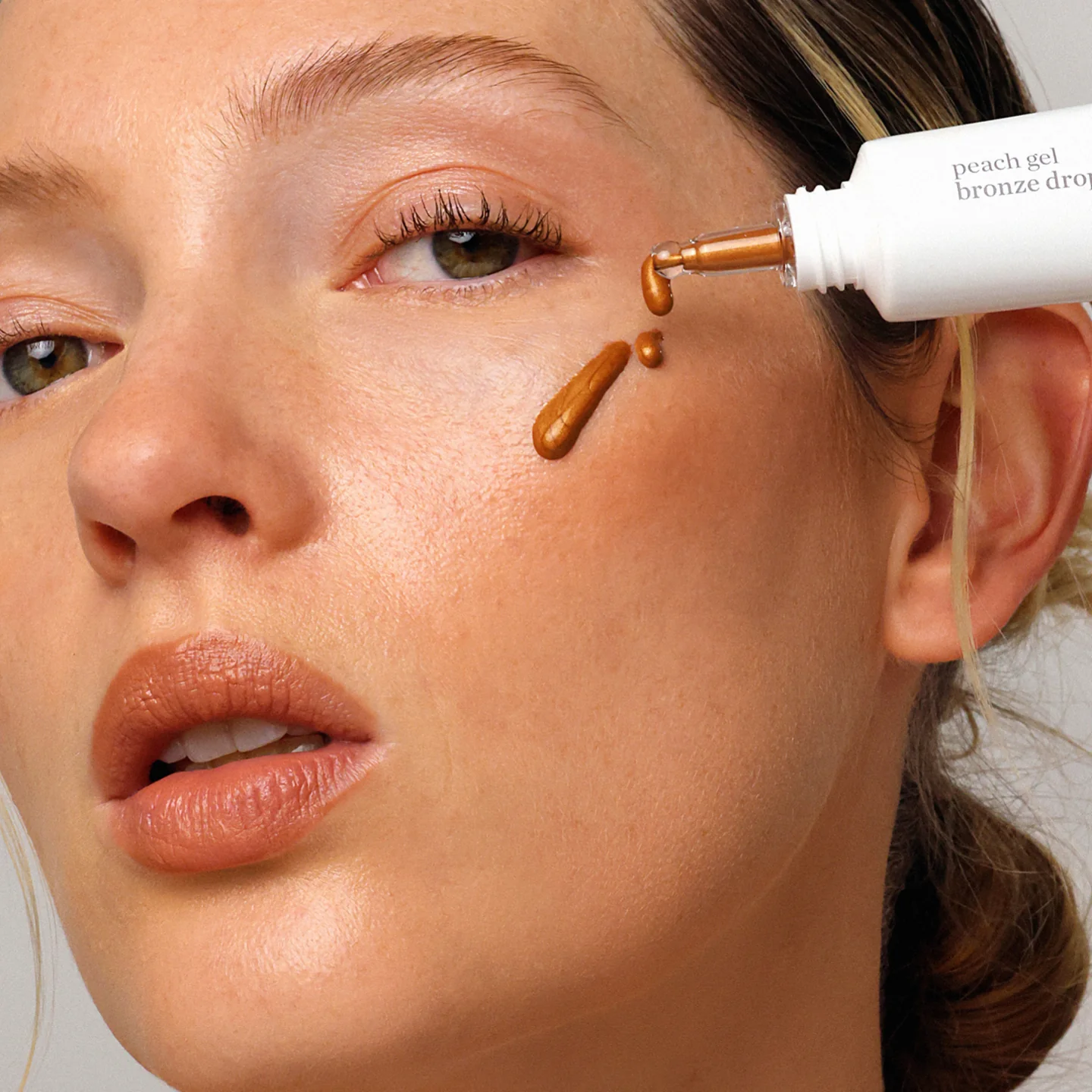 Peach Gel Bronze Drops - Image 6