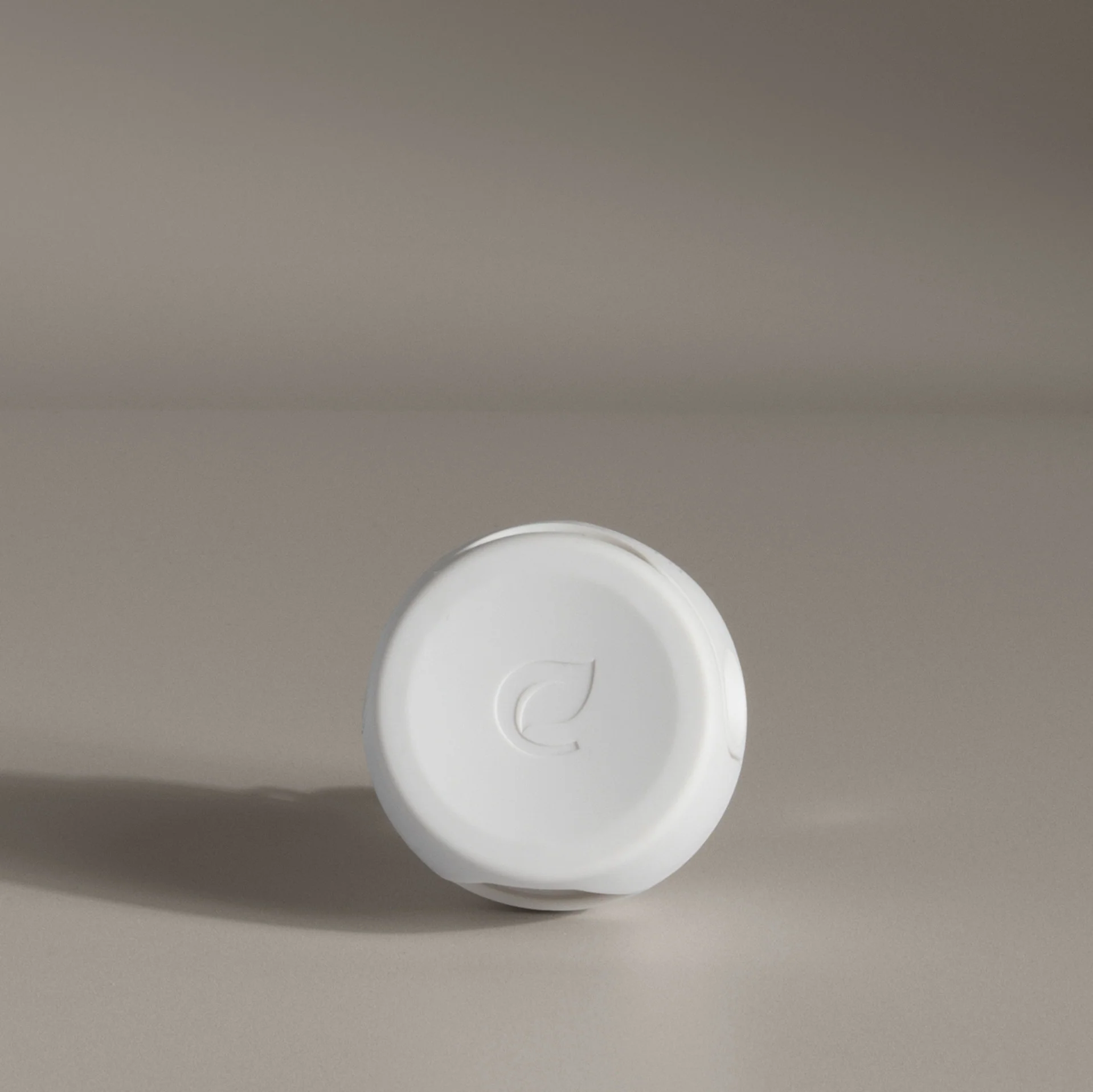 Plug-in Air Freshener Starter Set - Image 3