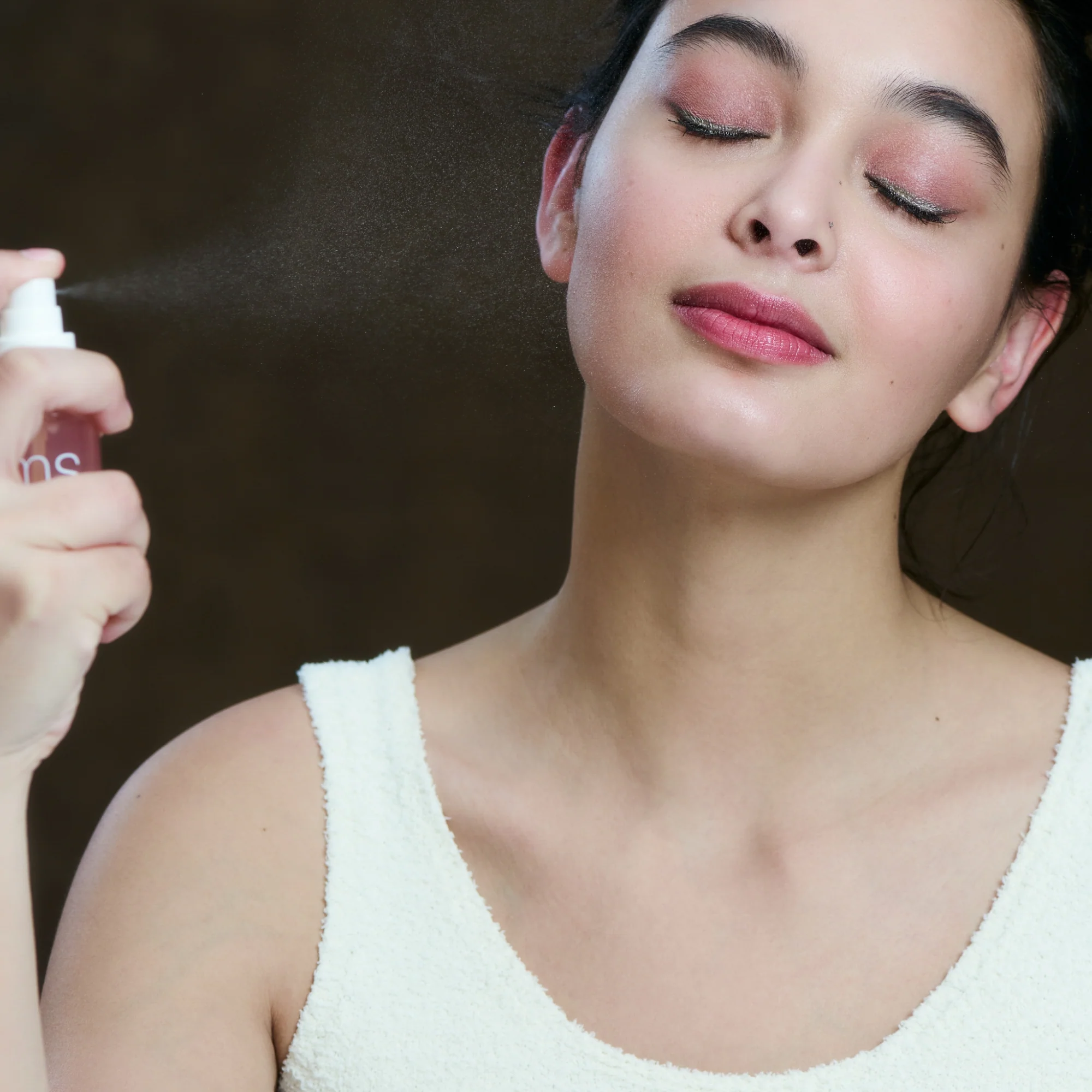 Radiance Lock Setting Mist - Image 7