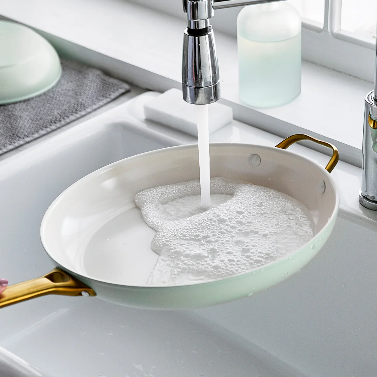 Reserve Ceramic, Nonstick Fry Pan with Lid, 12" - Image 8