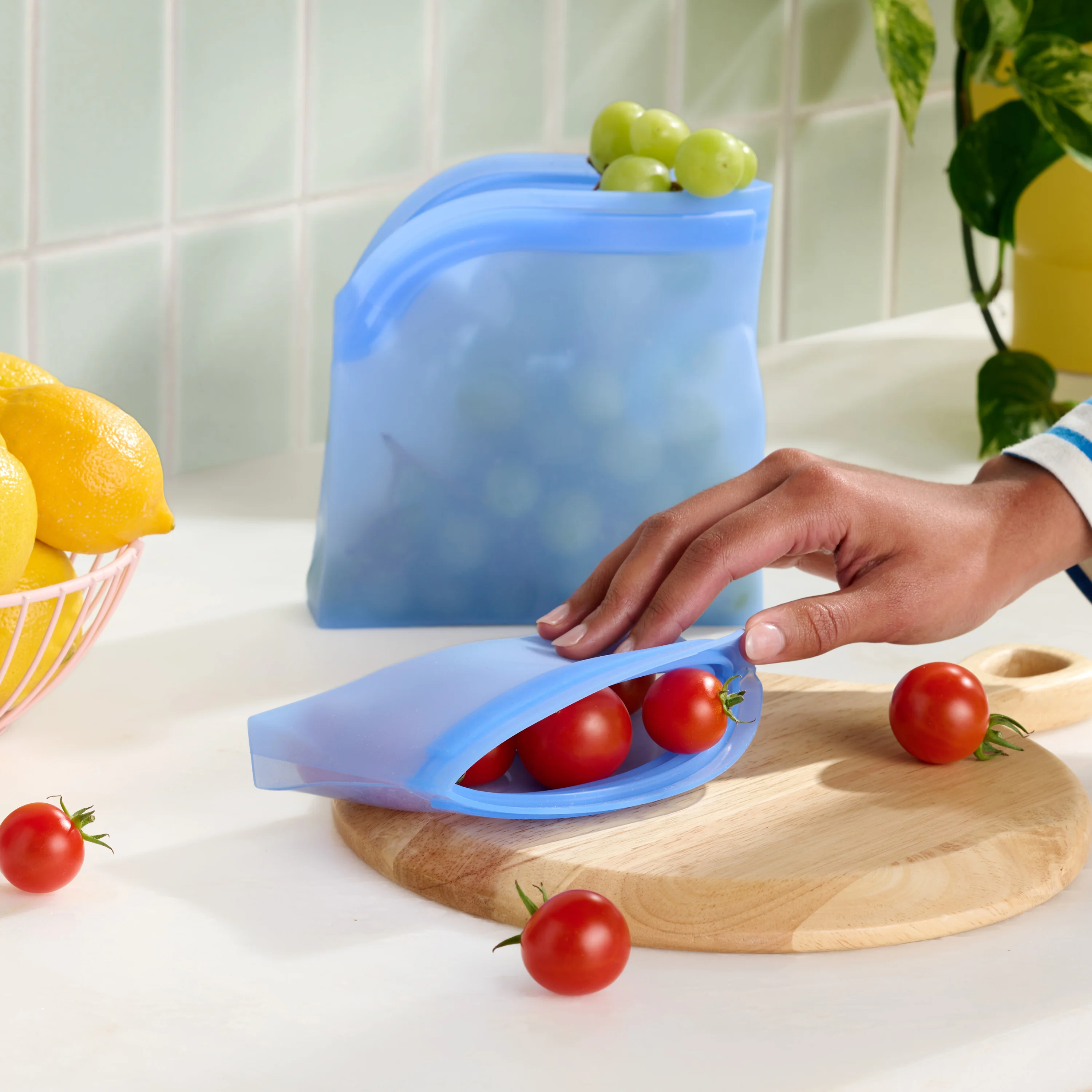 Reusable Silicone Bag - Image 8