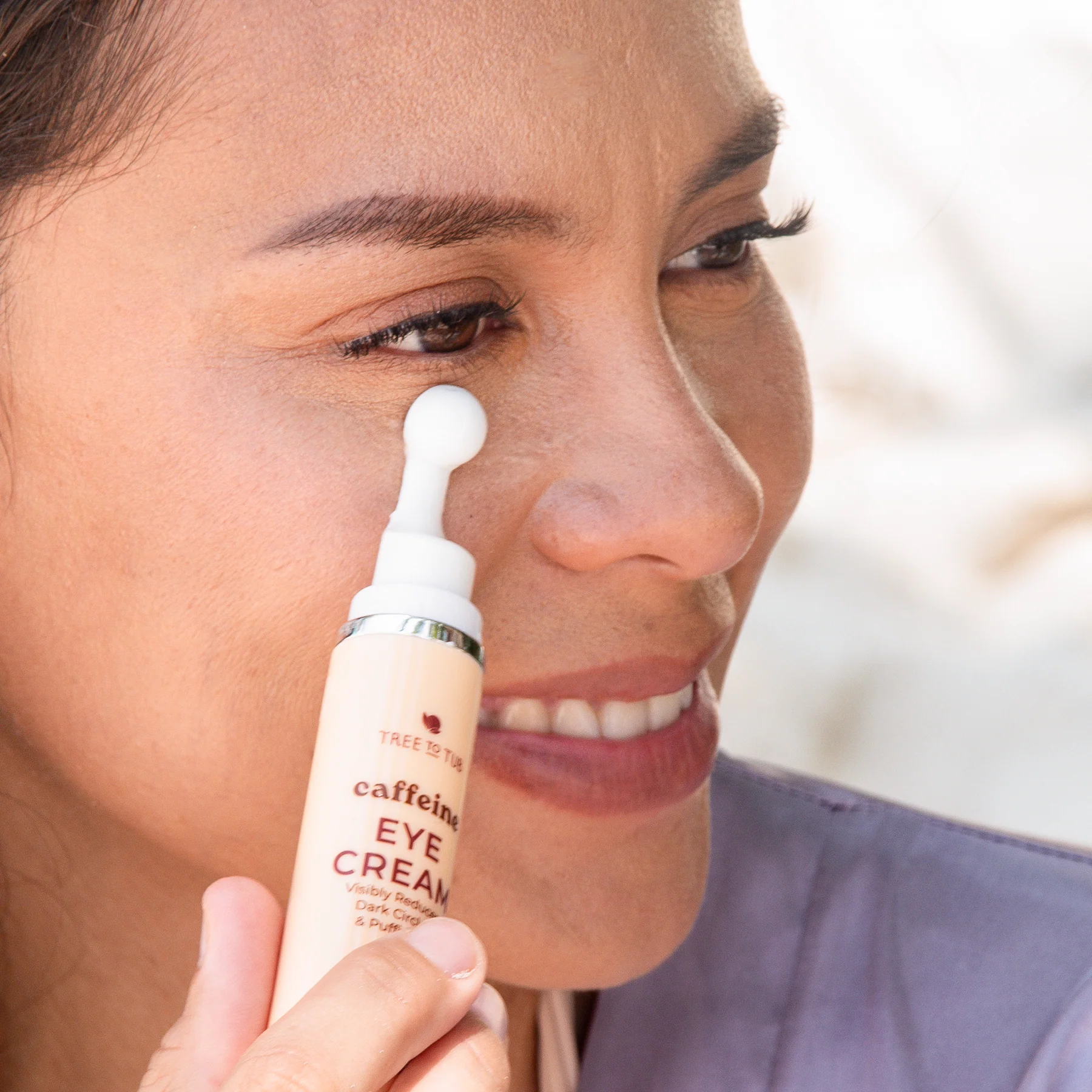 Revitalizing Caffeine Eye Cream for Puffiness and Dark Circles - Image 6