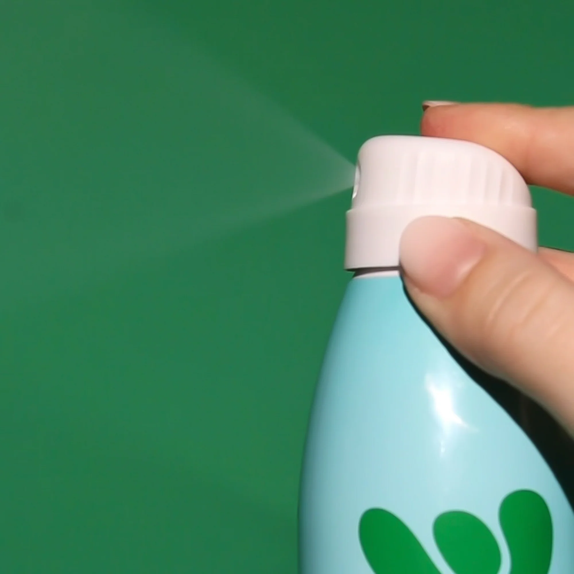 SPF 30 Mineral Spray - Image 5