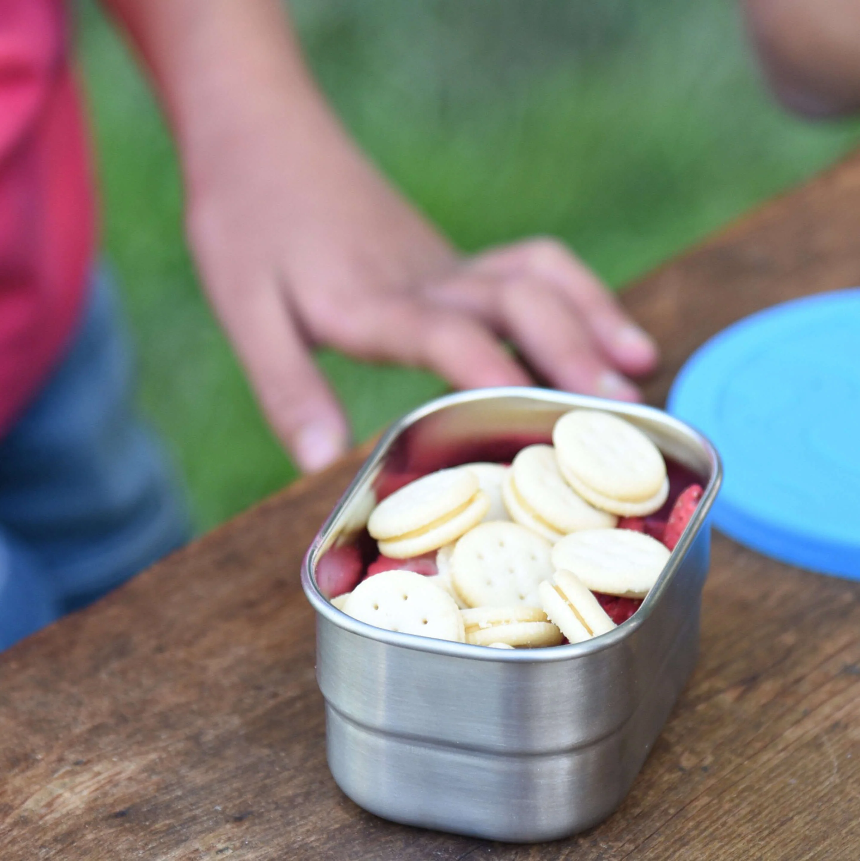 Splash Pod Snack Container - Image 2