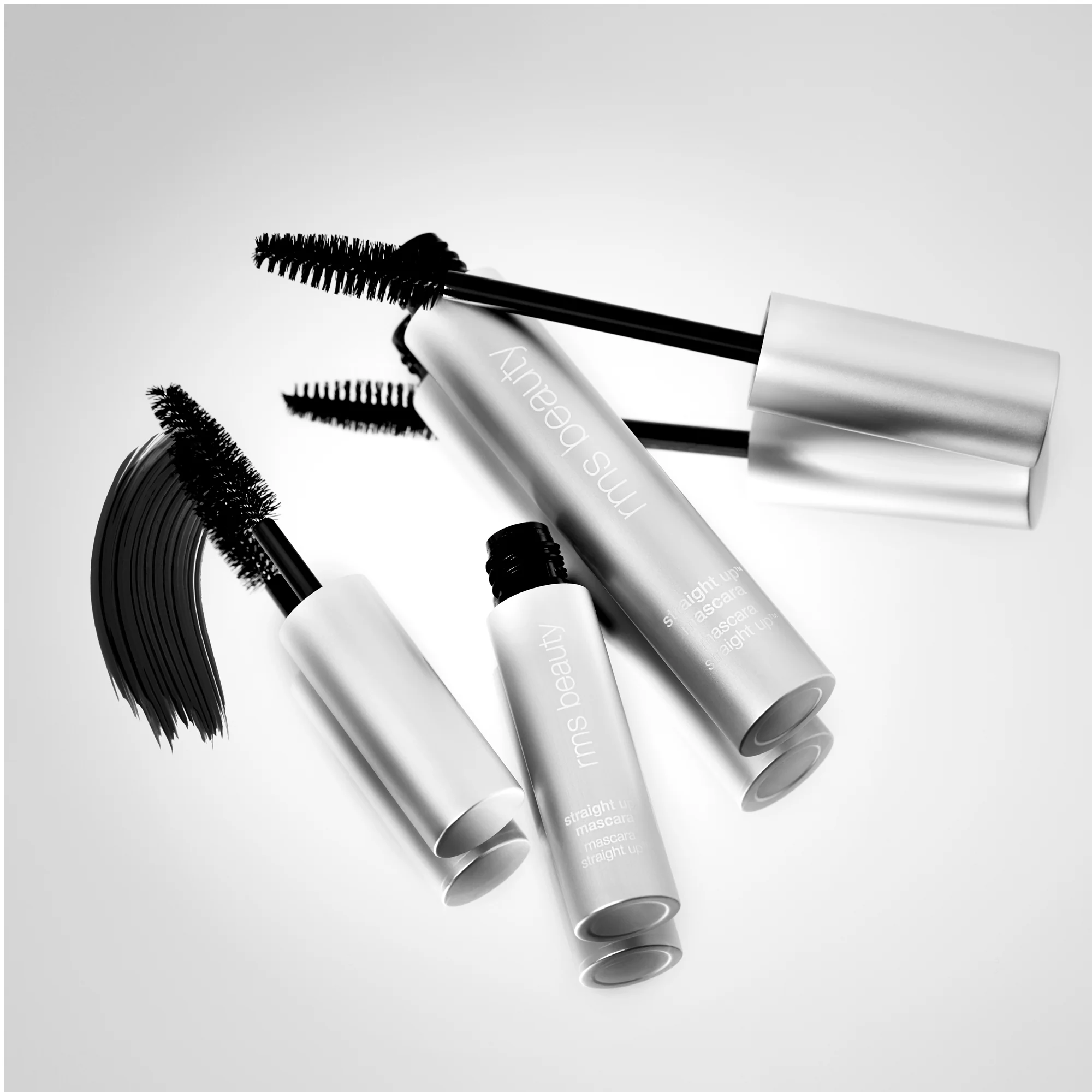 Straight Up™ Volumizing Peptide Mascara - Image 7
