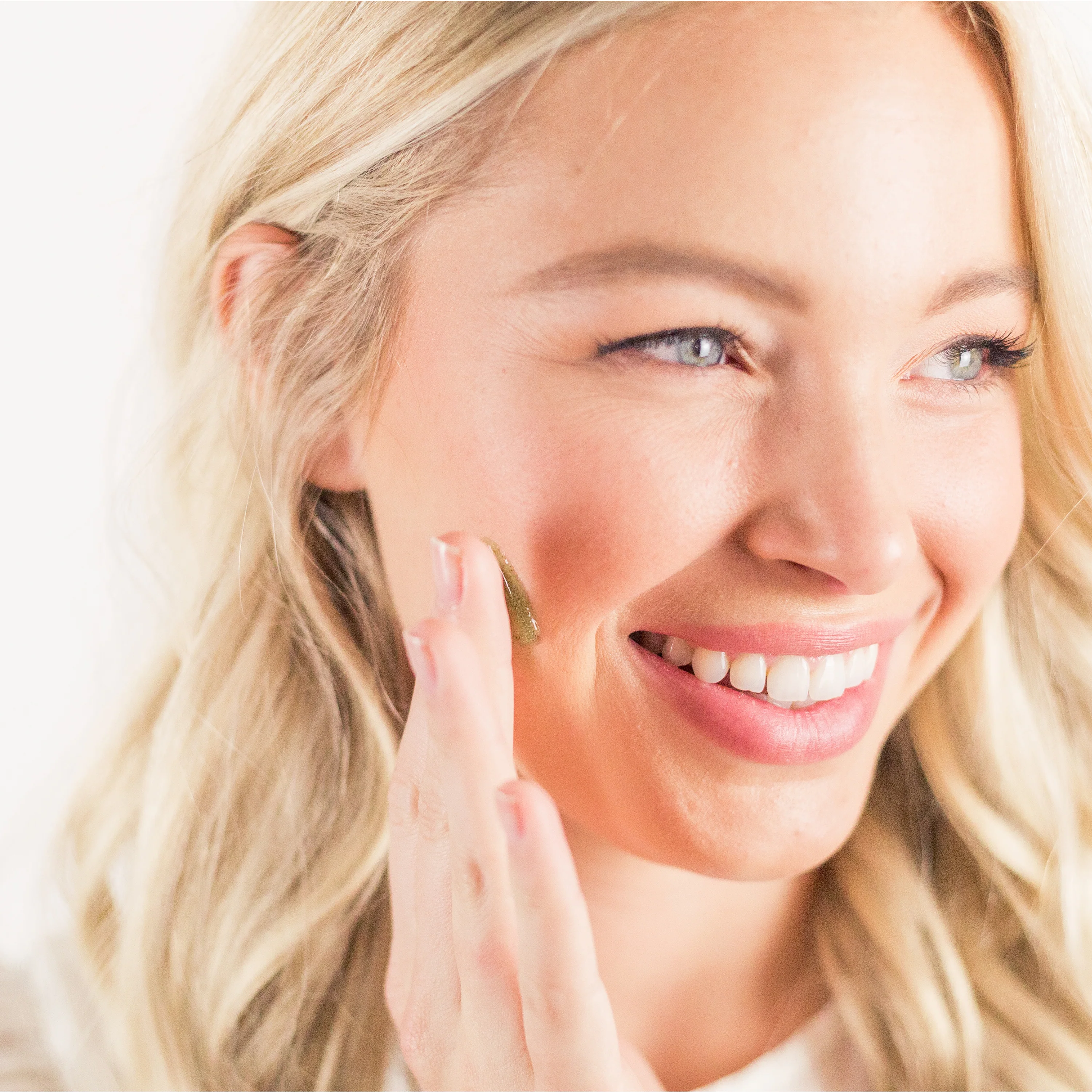 Superfruits & Calendula Facial Scrub - Image 8