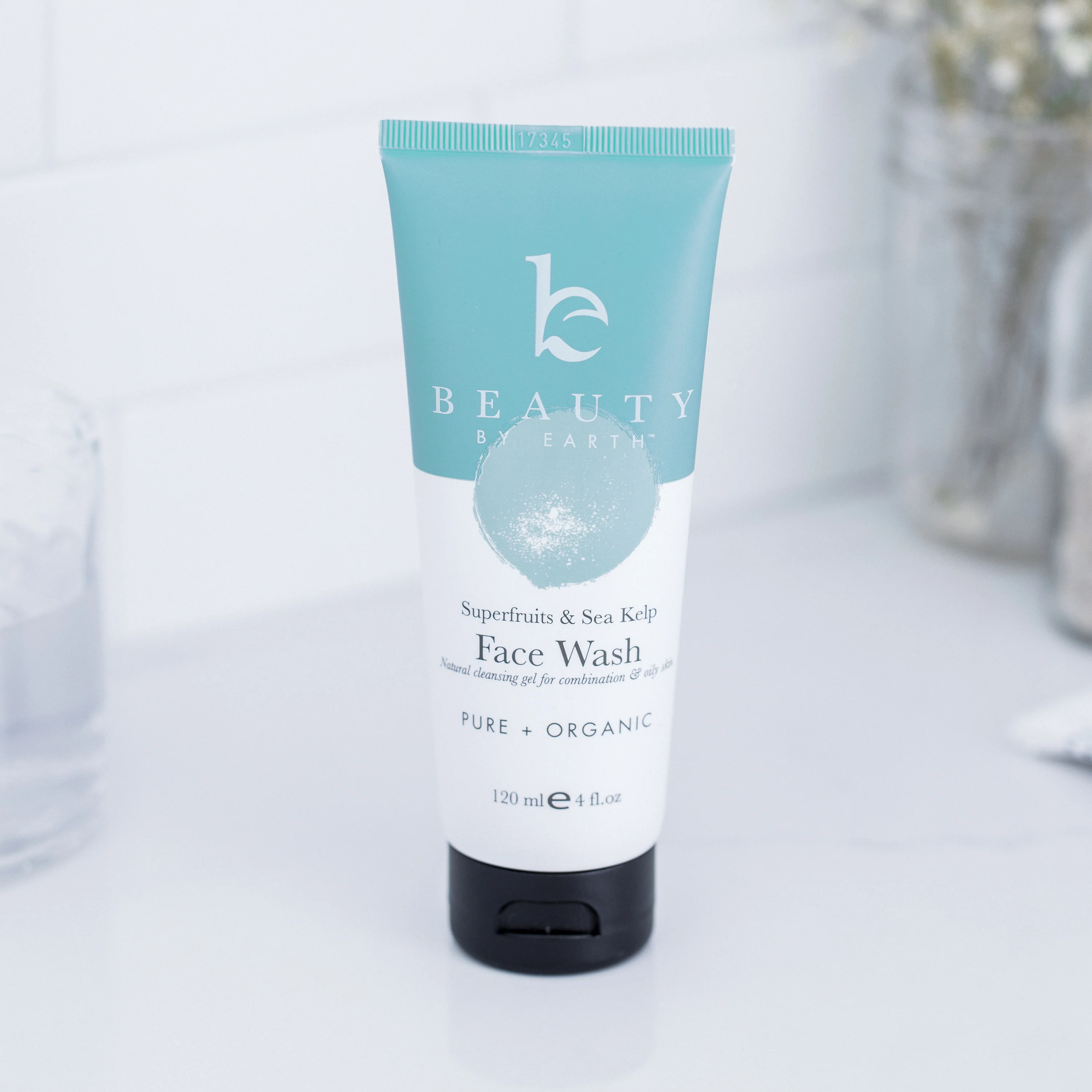 Superfruits & Sea Kelp Facial Cleanser - Image 11