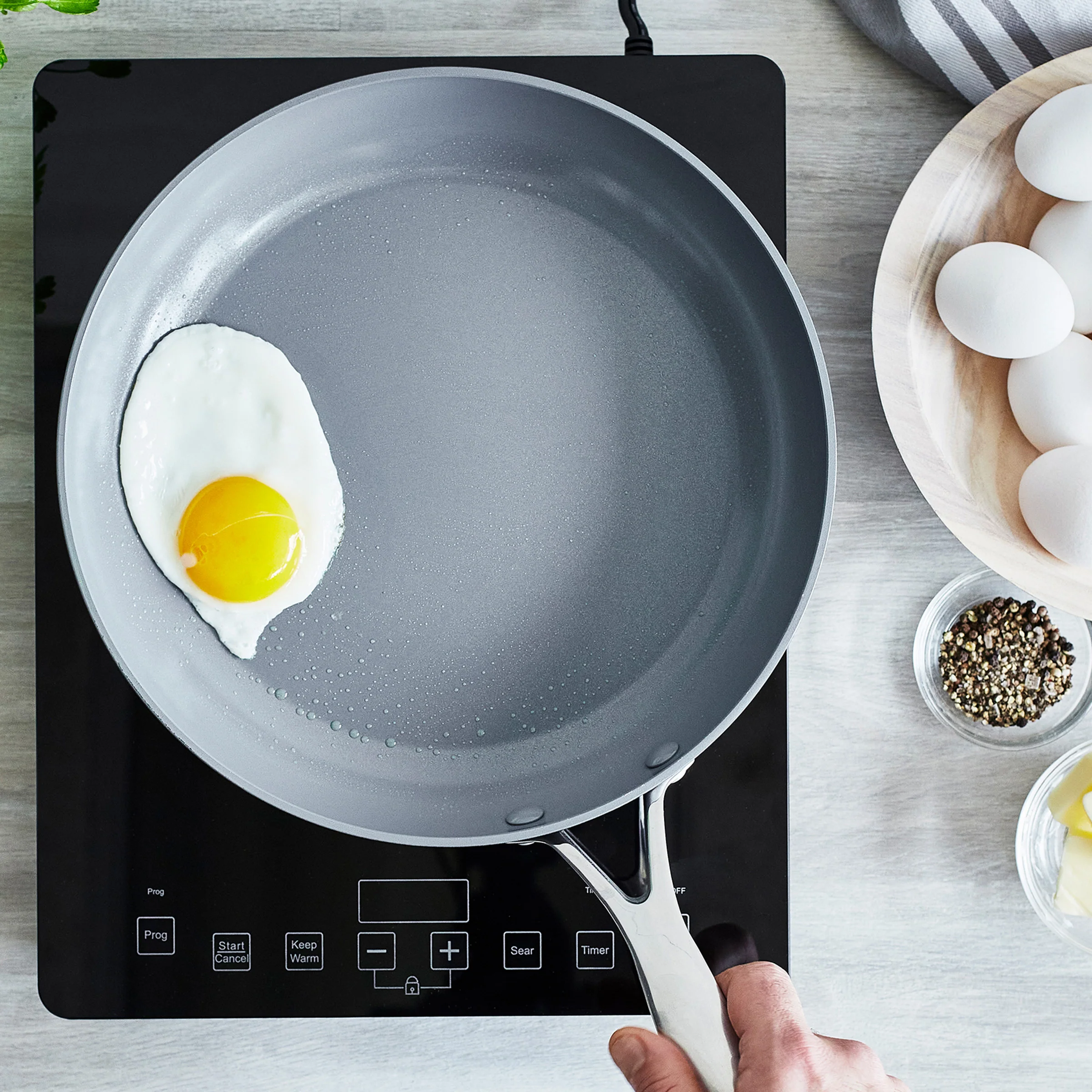 Valencia Pro Ceramic, Nonstick, Hard Anodized Fry Pan, 12" - Image 7