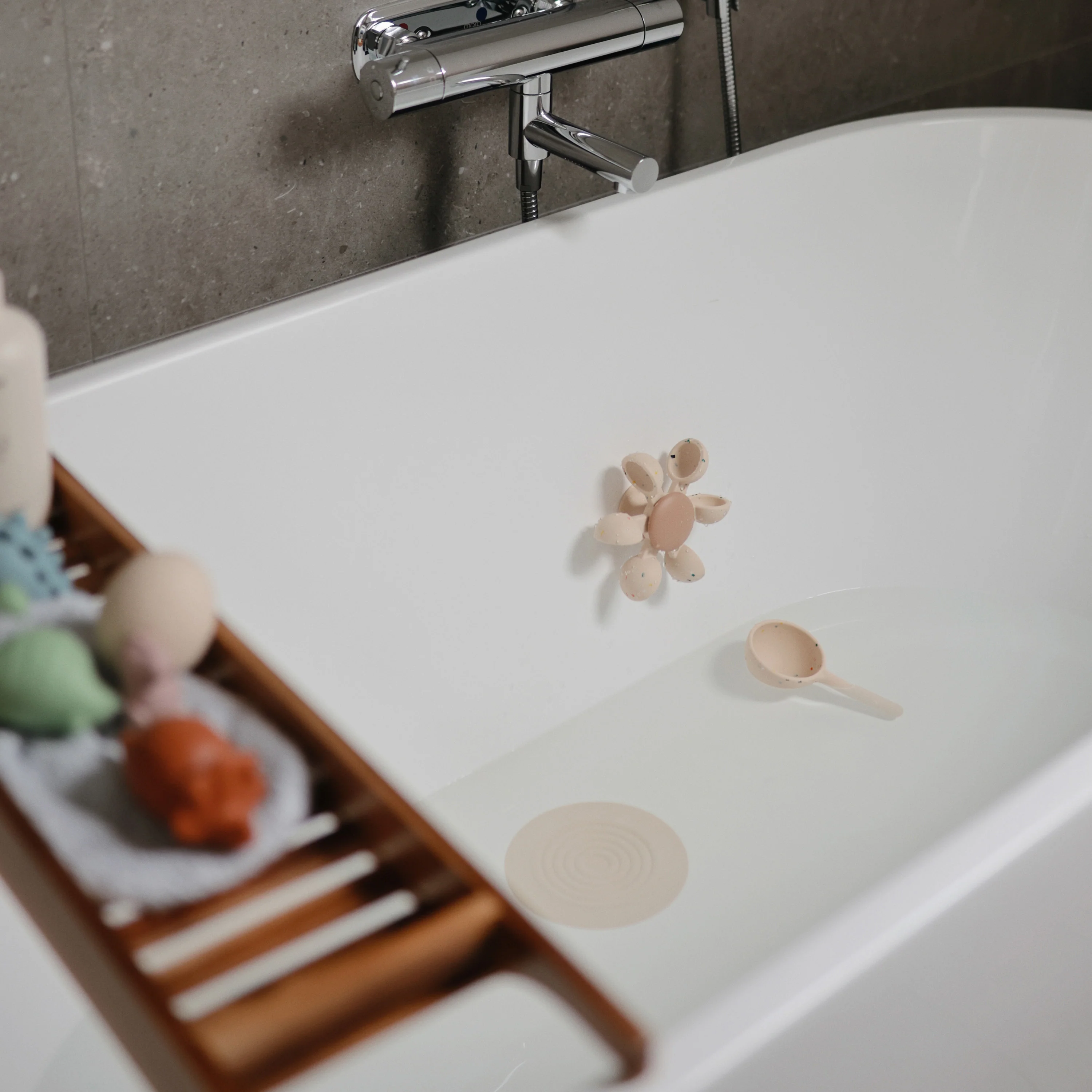 Water Wheel Bath Toy – Interactive, BPA-Free - Image 3